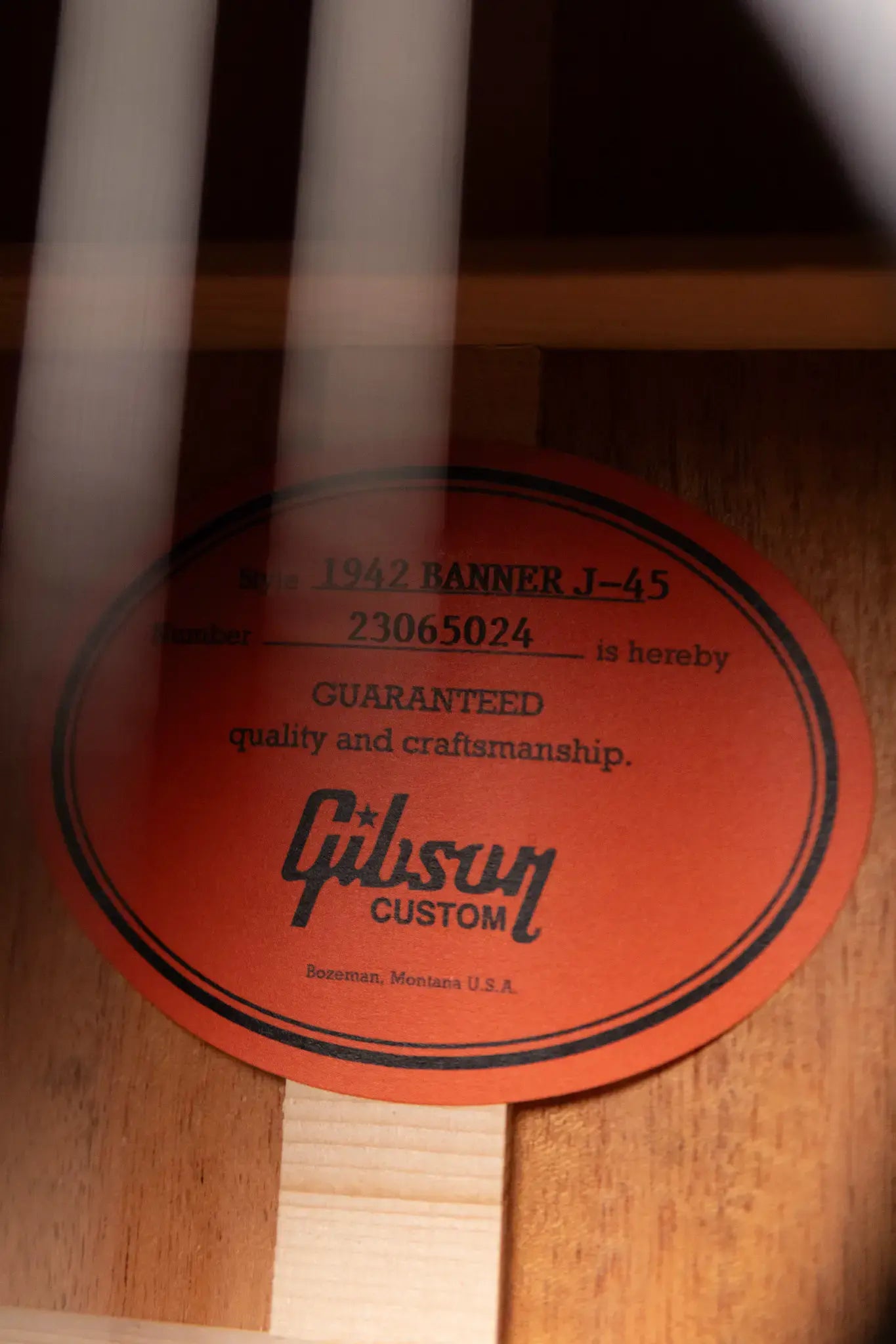 Gibson Custom Shop 1942 Banner J-45 Acoustic Guitar - Vintage Sunburst with Hardshell Case