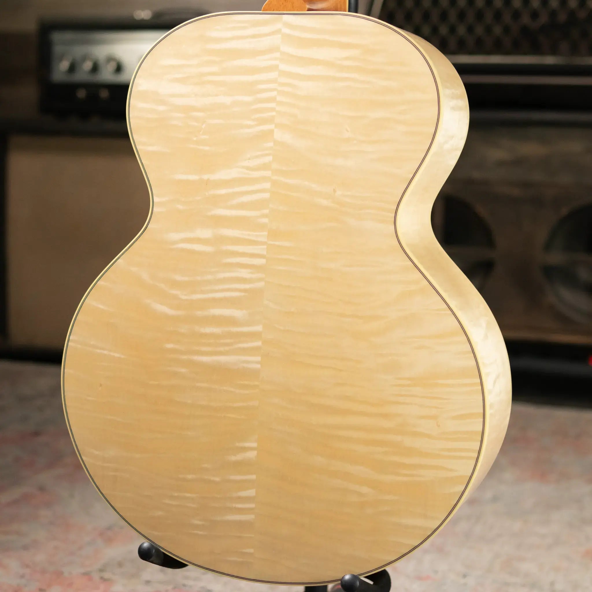 Gibson Custom Shop 1952 J-185 Acoustic Guitar - Antique Natural with Hardshell Case