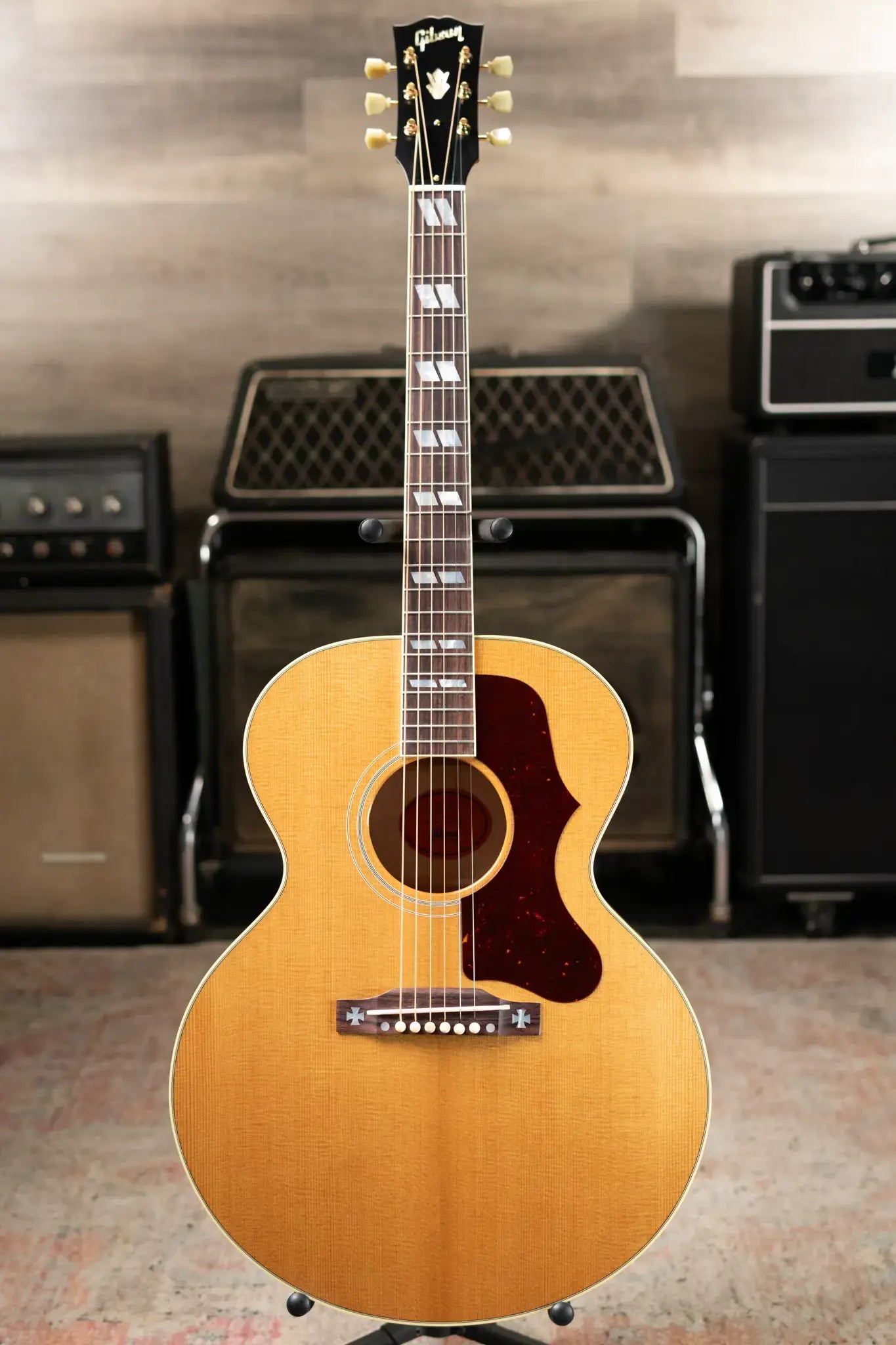 Gibson Custom Shop 1952 J-185 Acoustic Guitar - Antique Natural with Hardshell Case