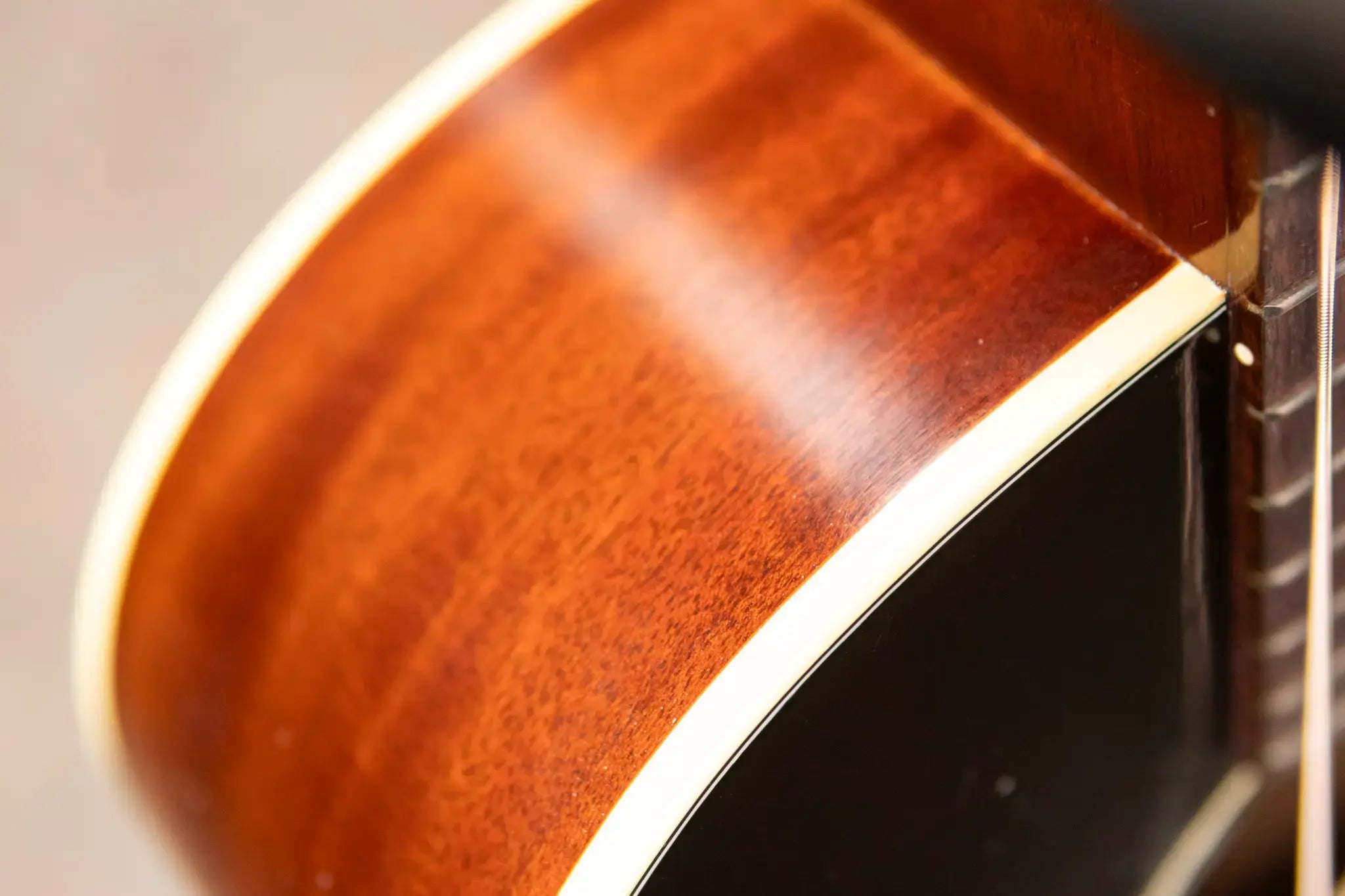 Gibson Custom Shop 1955 J-45 Murphy Lab Light Aged Acoustic Guitar - Vintage Sunburst with Hardshell Case