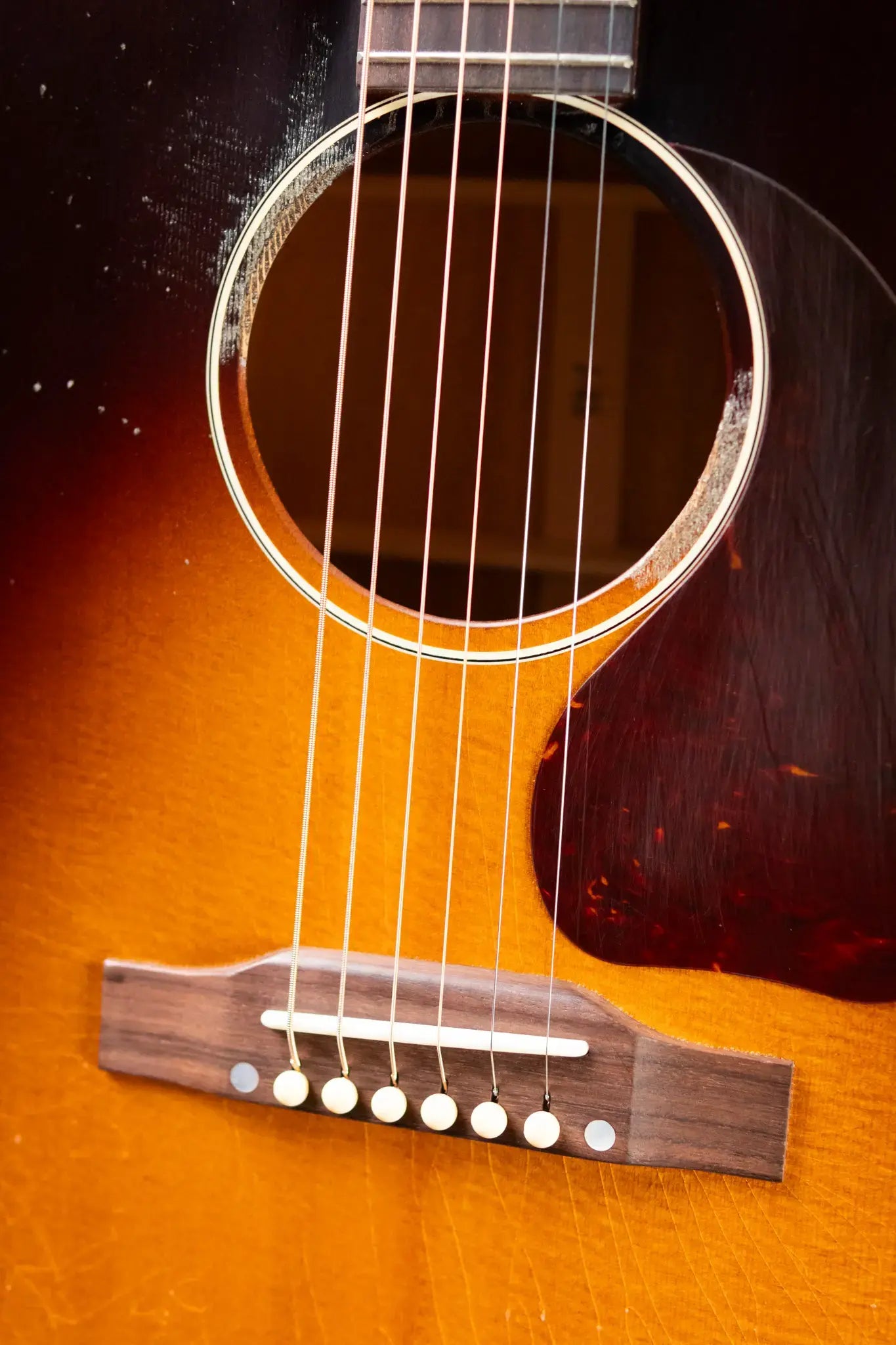 Gibson Custom Shop 1955 J-45 Murphy Lab Light Aged Acoustic Guitar - Vintage Sunburst with Hardshell Case