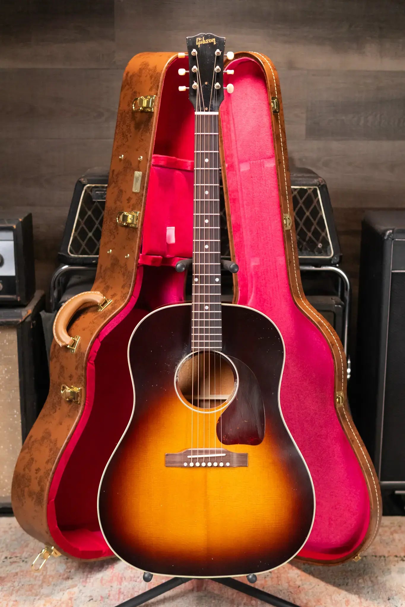 Gibson Custom Shop 1955 J-45 Murphy Lab Light Aged Acoustic Guitar - Vintage Sunburst with Hardshell Case