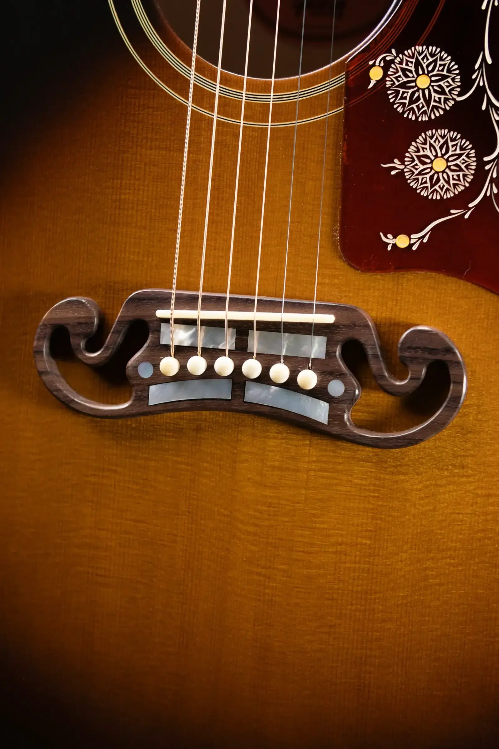 Gibson Custom Shop 1957 SJ-200 Acoustic Guitar - Vintage Sunburst with Hardshell Case