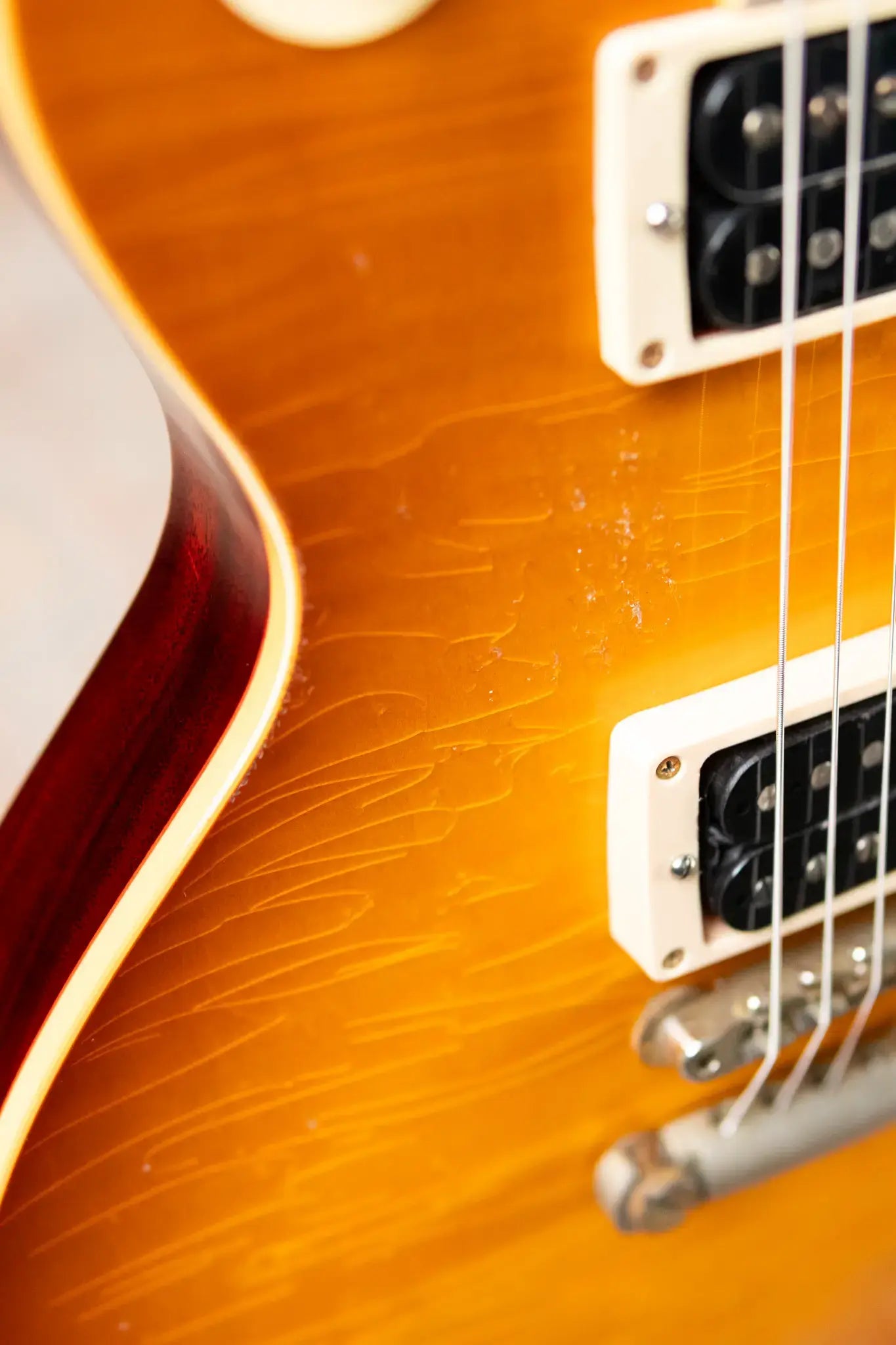 Gibson Custom Shop 1958 Les Paul Standard BOTB Page 153 Murphy Lab Heavy Aged Electric Guitar - Sunburst with Hardshell Case