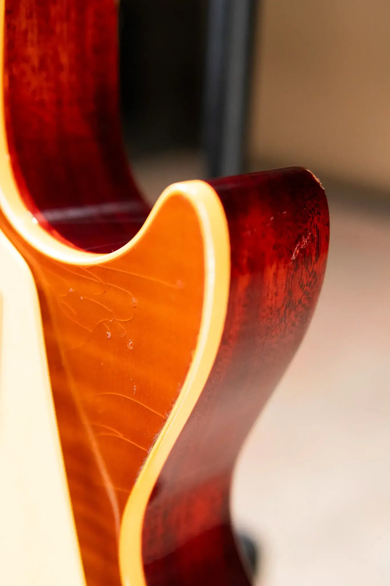 Gibson Custom Shop 1958 Les Paul Standard BOTB Page 153 Murphy Lab Heavy Aged Electric Guitar - Sunburst with Hardshell Case
