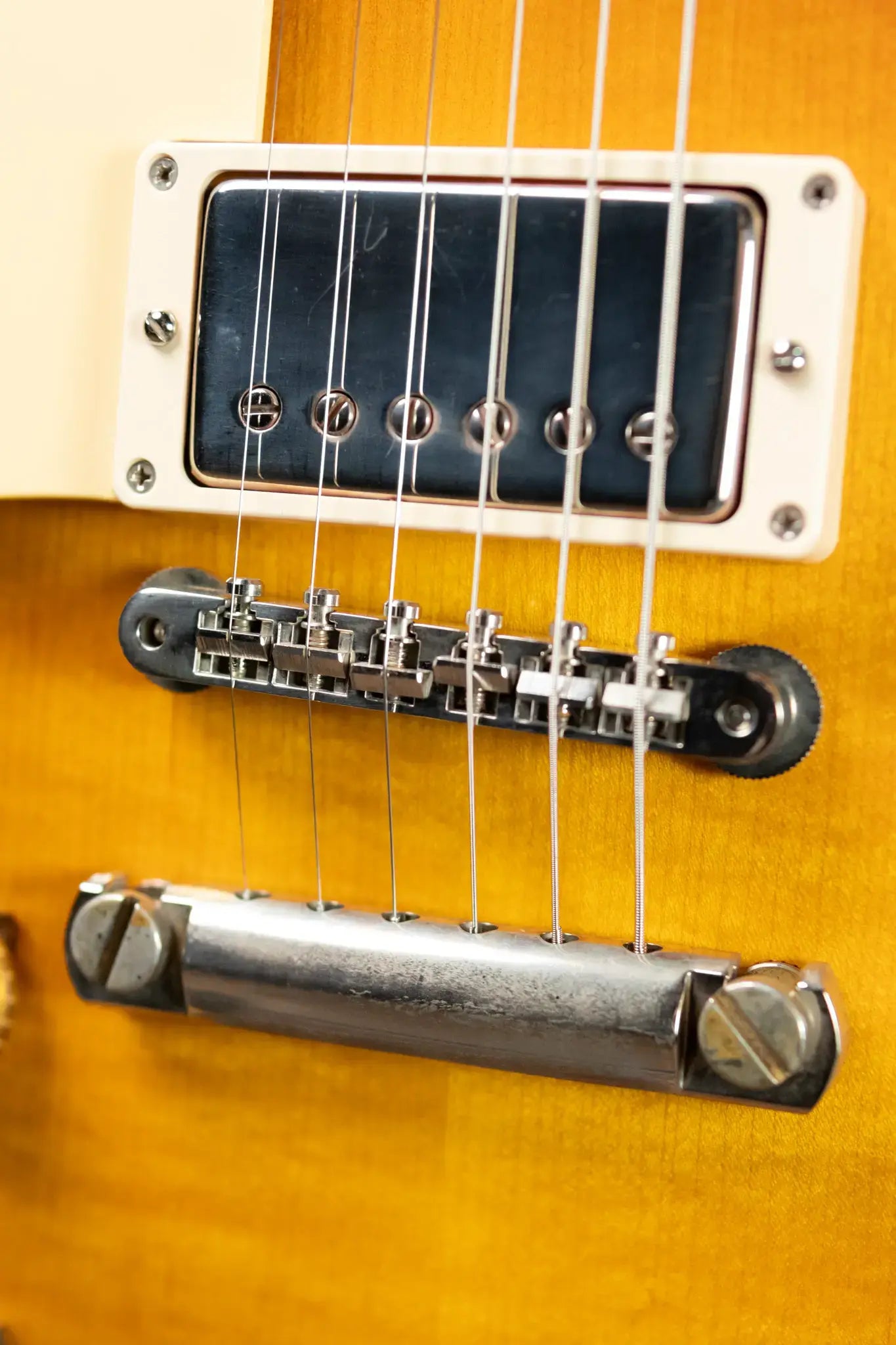 Gibson Custom Shop 1958 Les Paul Standard Reissue VOS Left-Handed - Bourbon Burst with Hardshell Case