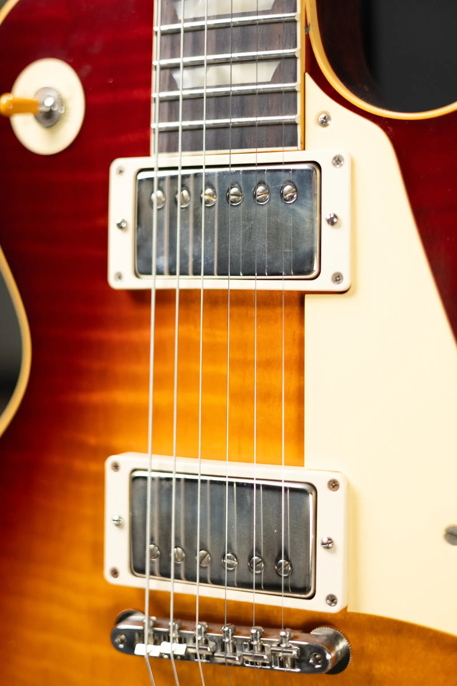 Gibson Custom Shop 1959 Les Paul Standard BOTB Page 74 VOS Electric Guitar with Hardshell Case