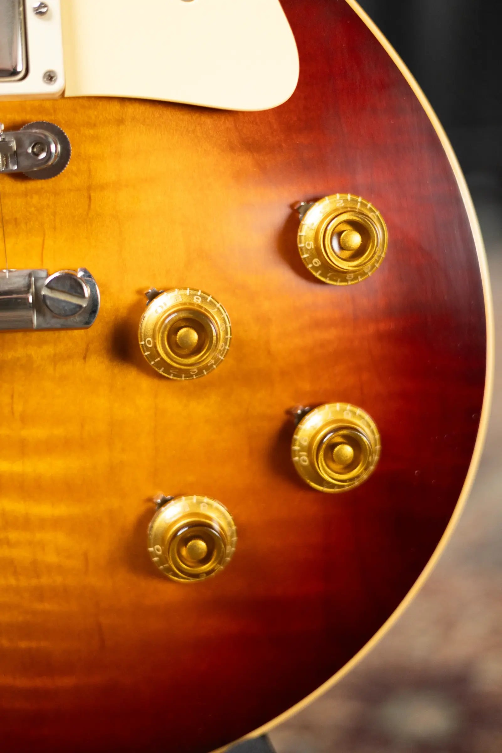 Gibson Custom Shop 1959 Les Paul Standard BOTB Page 74 VOS Electric Guitar with Hardshell Case
