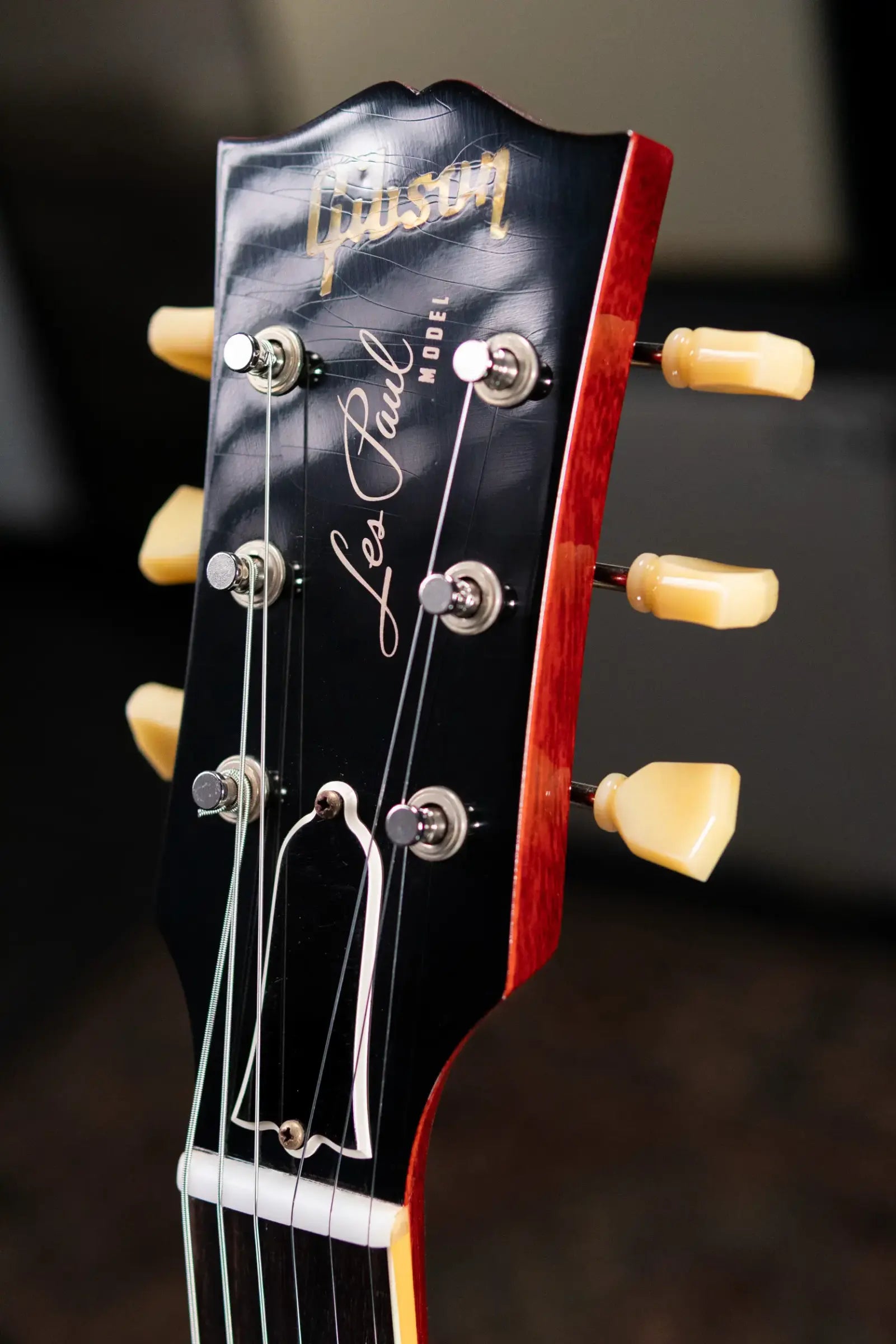 Gibson Custom Shop 1959 Les Paul Standard Murphy Lab Ultra Light Aged Electric Guitar - "AAA" Top, Super-Light Mahogany - Sunburst with Hardshell Case