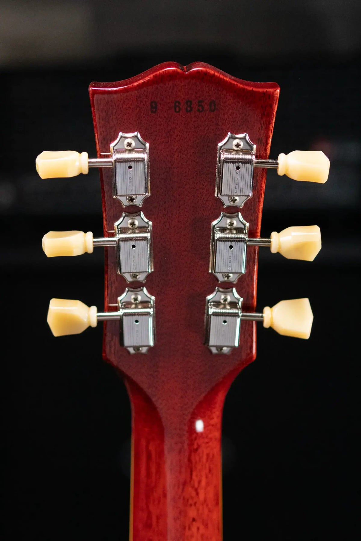 Gibson Custom Shop 1959 Les Paul Standard Murphy Lab Ultra Light Aged Electric Guitar - "AAA" Top Super-Light Mahogany - Sunburst with Hardshell Case - Demo