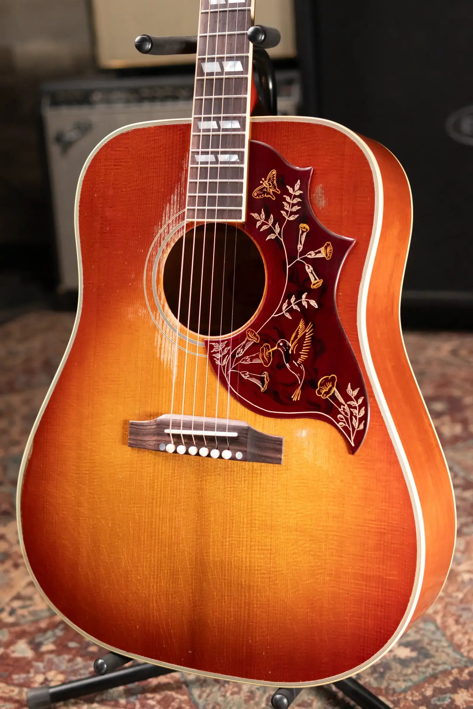Gibson Custom Shop 1960 Hummingbird Murphy Lab Heavy Aged Dreadnought Acoustic Guitar - Heritage Cherry Sunburst with Hardshell Case