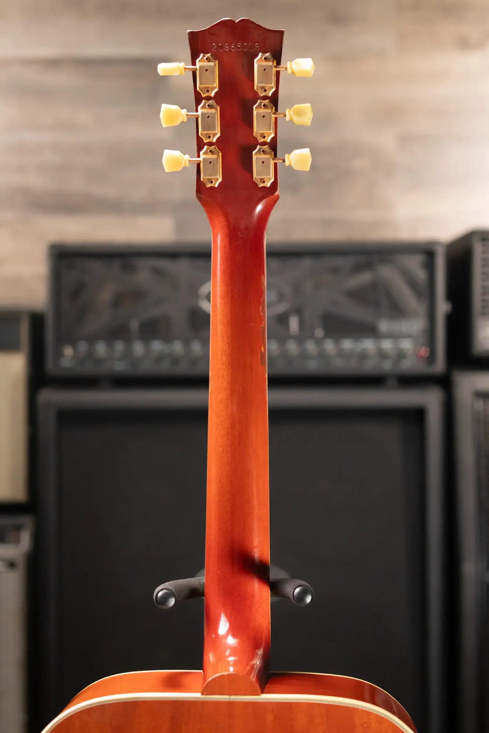 Gibson Custom Shop 1960 Hummingbird Murphy Lab Heavy Aged Dreadnought Acoustic Guitar - Heritage Cherry Sunburst with Hardshell Case