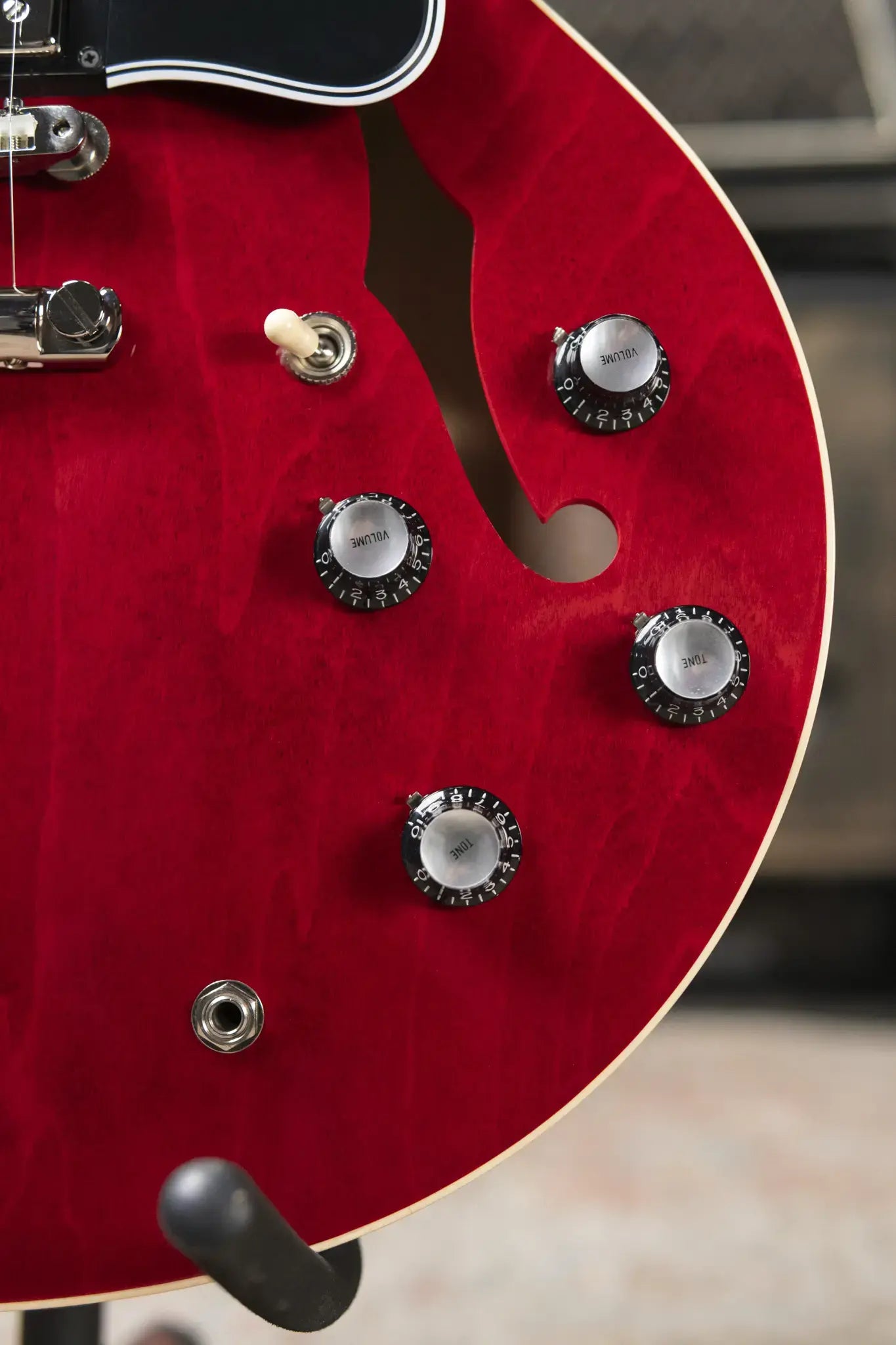 Gibson Custom Shop 1964 ES-335 Reissue Semi-Hollow Electric Guitar - Viking Red Gloss with Hardshell Case