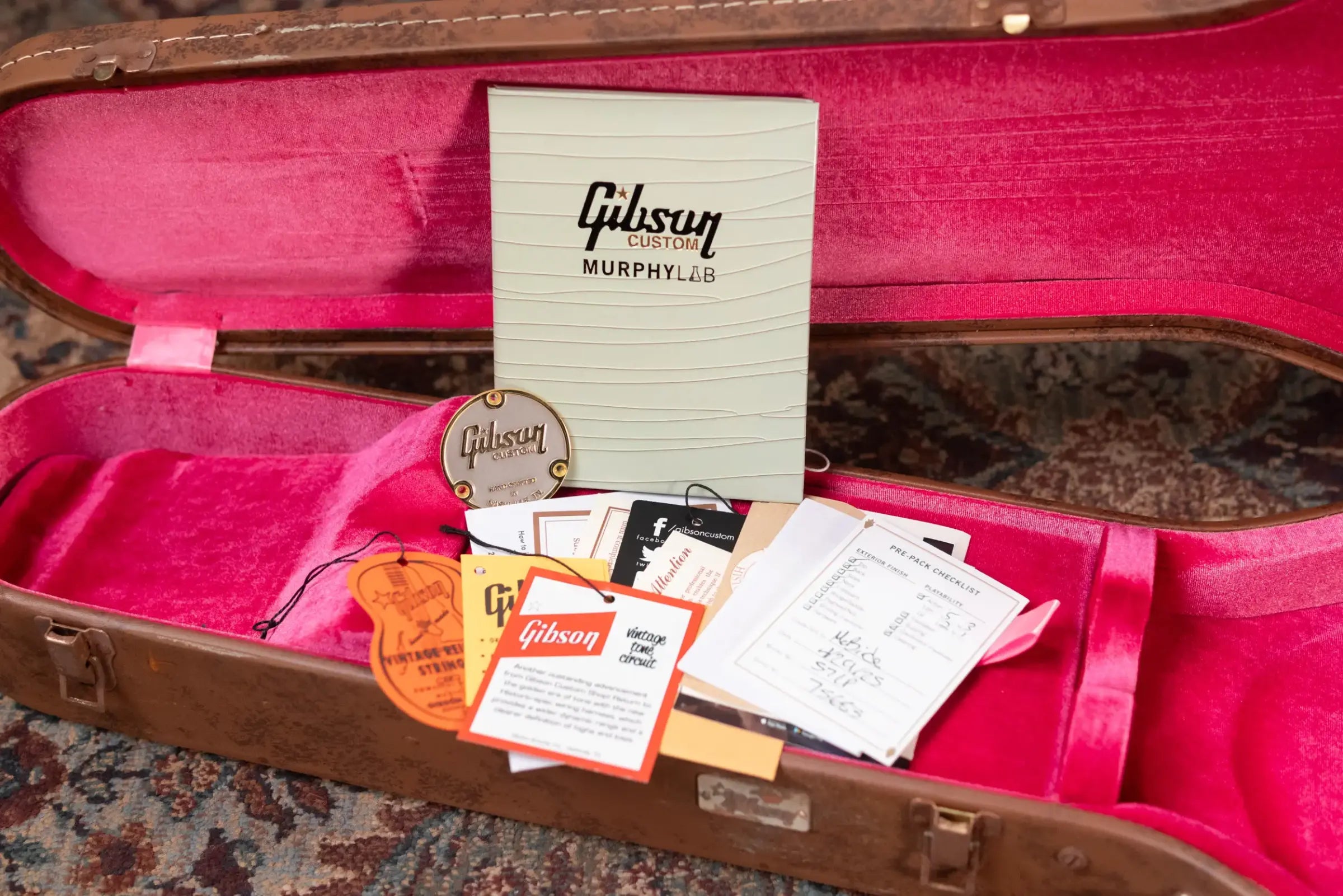 Gibson Custom Shop '57 Les Paul Standard Murphy Lab Ultra Heavy Aged Electric Guitar - Ebony over Double Gold with Hardshell Case