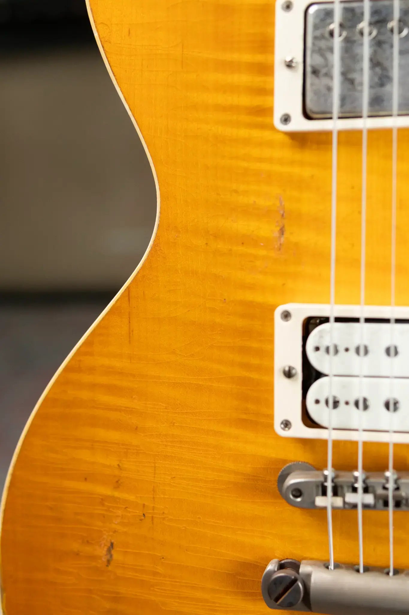 Gibson Custom Shop 1959 Les Paul Standard BOTB Page 116 Murphy Lab Heavy Aged Electric Guitar - Sunburst with Hardshell Case