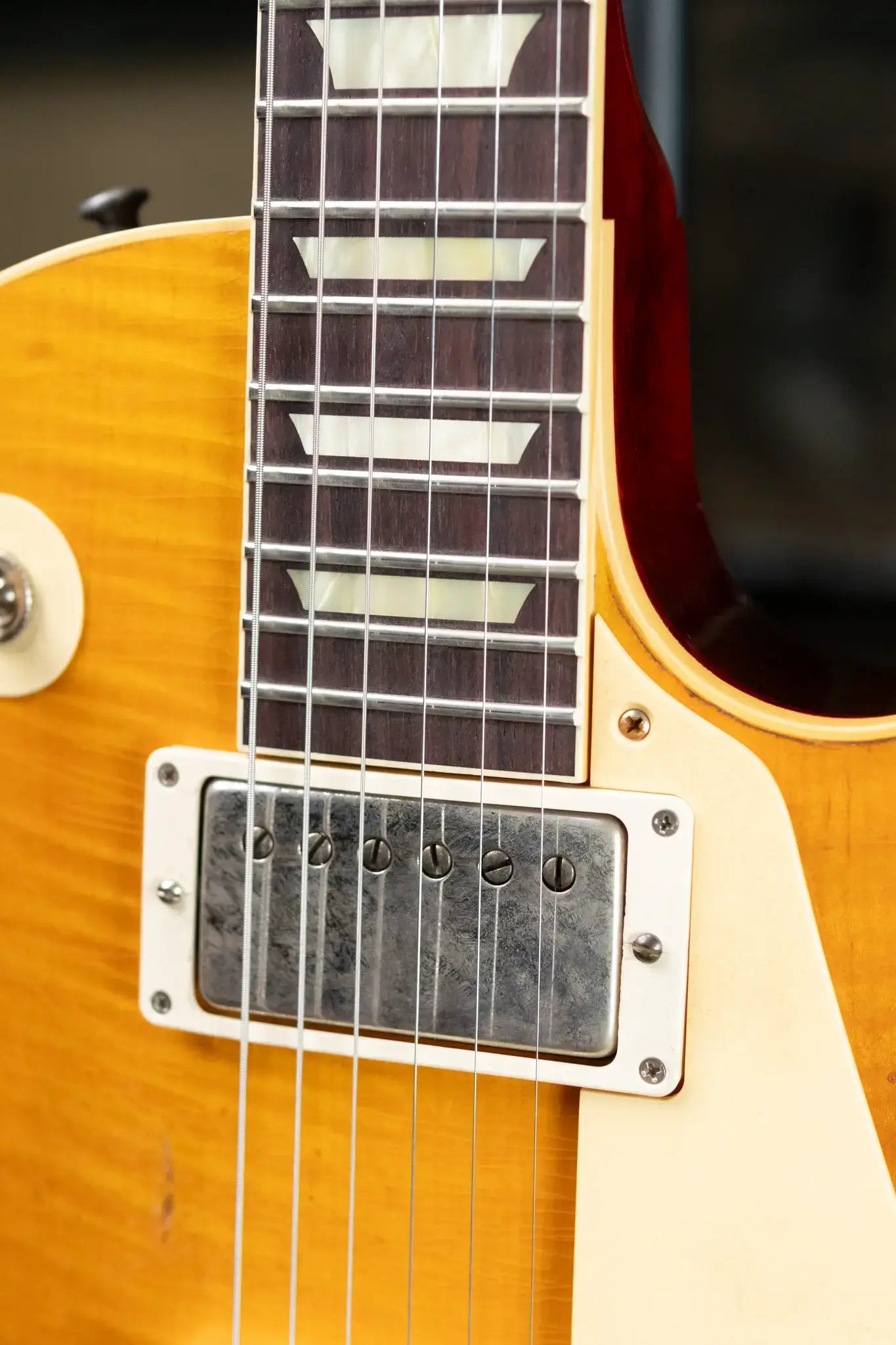 Gibson Custom Shop 1959 Les Paul Standard BOTB Page 116 Murphy Lab Heavy Aged Electric Guitar - Sunburst with Hardshell Case