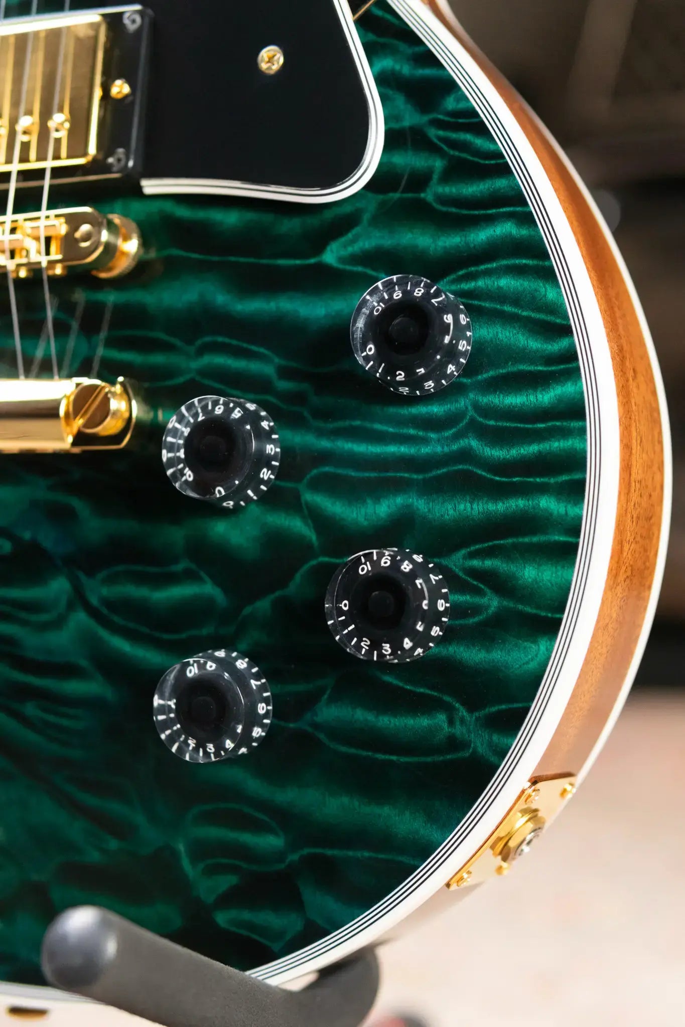 Gibson Custom Shop Les Paul 7A Quilt Top VOS Electric Guitar - Peacock with Hardshell Case