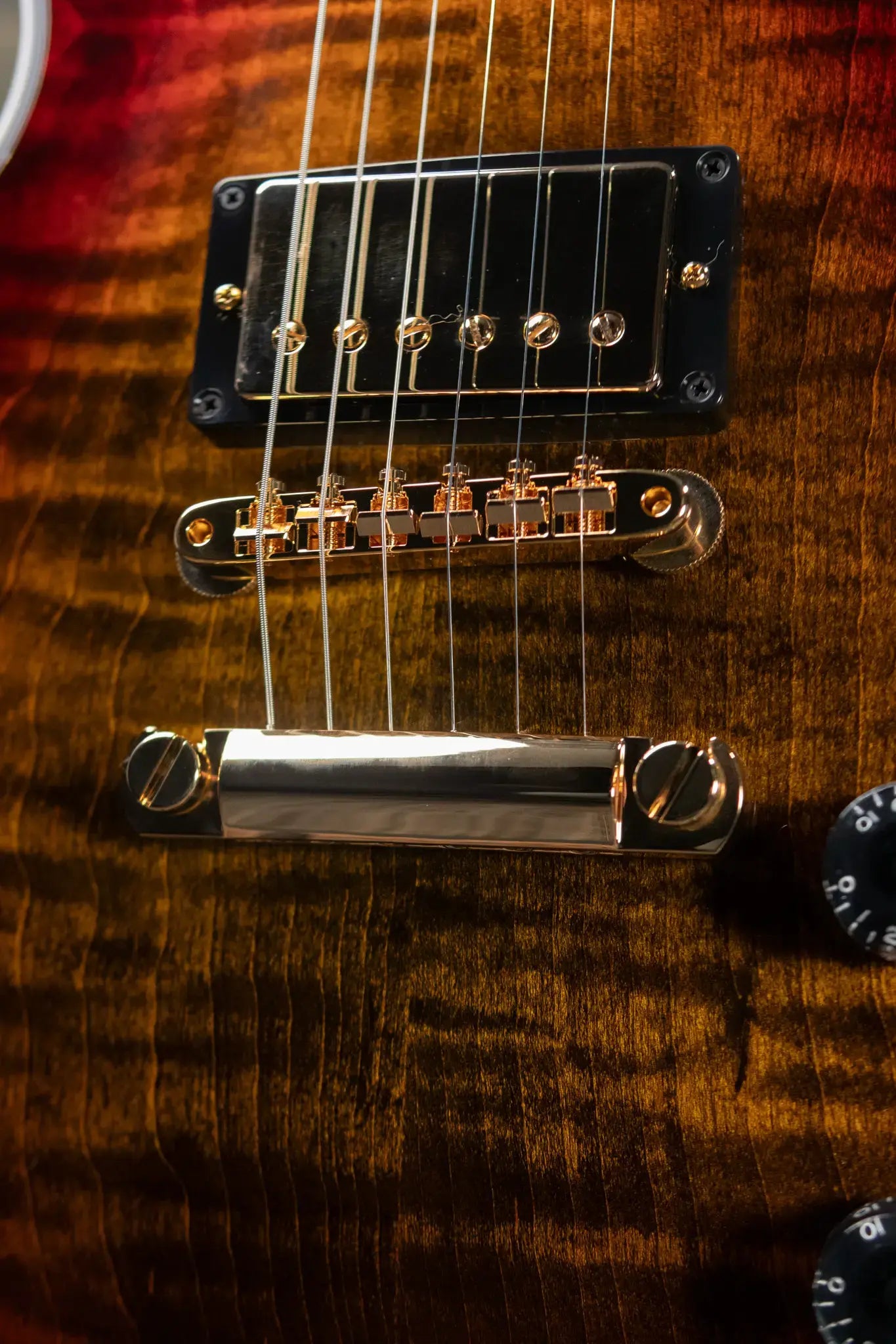 Gibson Custom Shop Les Paul Axcess Electric Guitar, Figured Top with Ebony Fingerboard - Bengal Burst with Hardshell Case