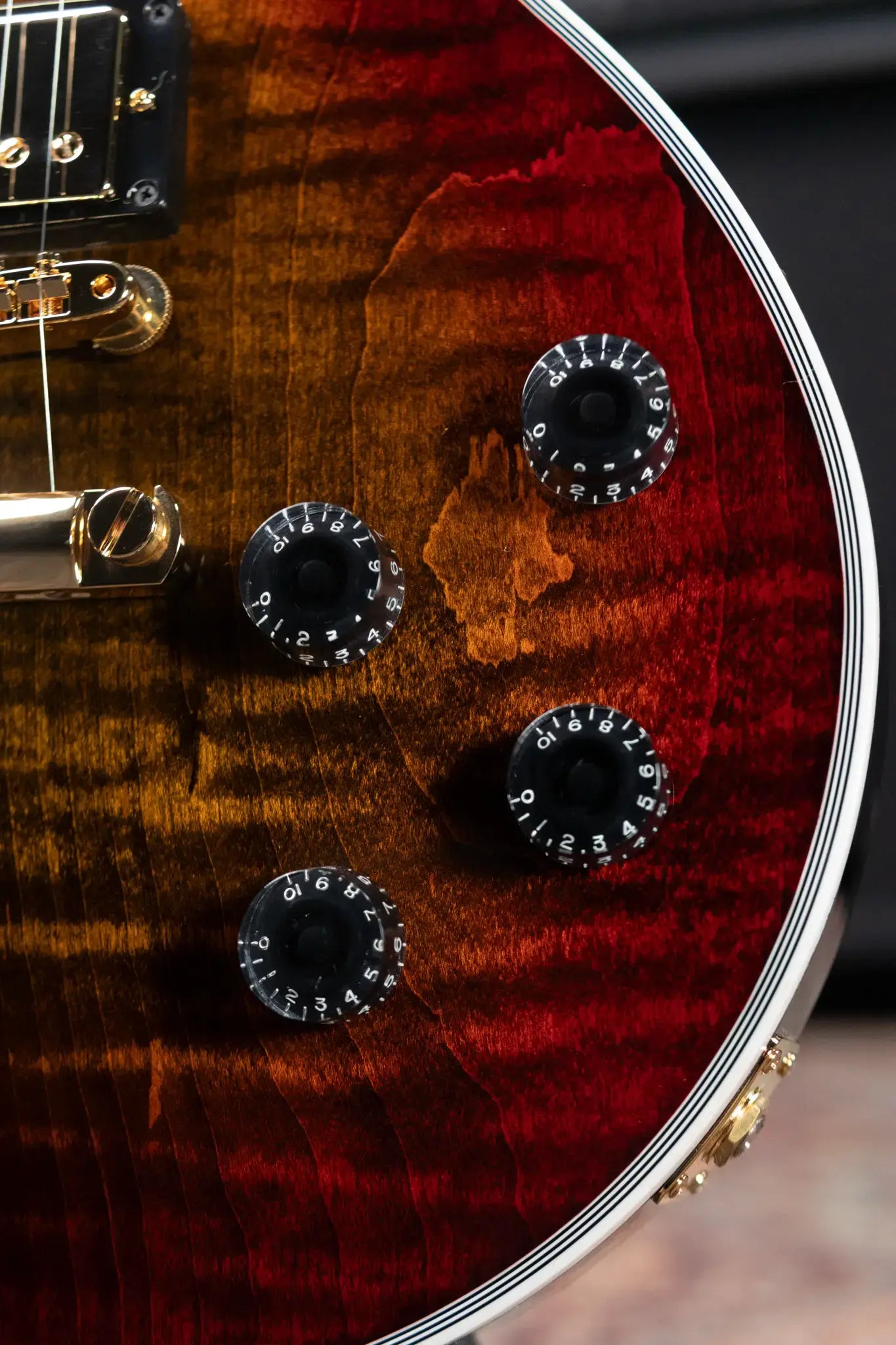 Gibson Custom Shop Les Paul Axcess Electric Guitar, Figured Top with Ebony Fingerboard - Bengal Burst with Hardshell Case