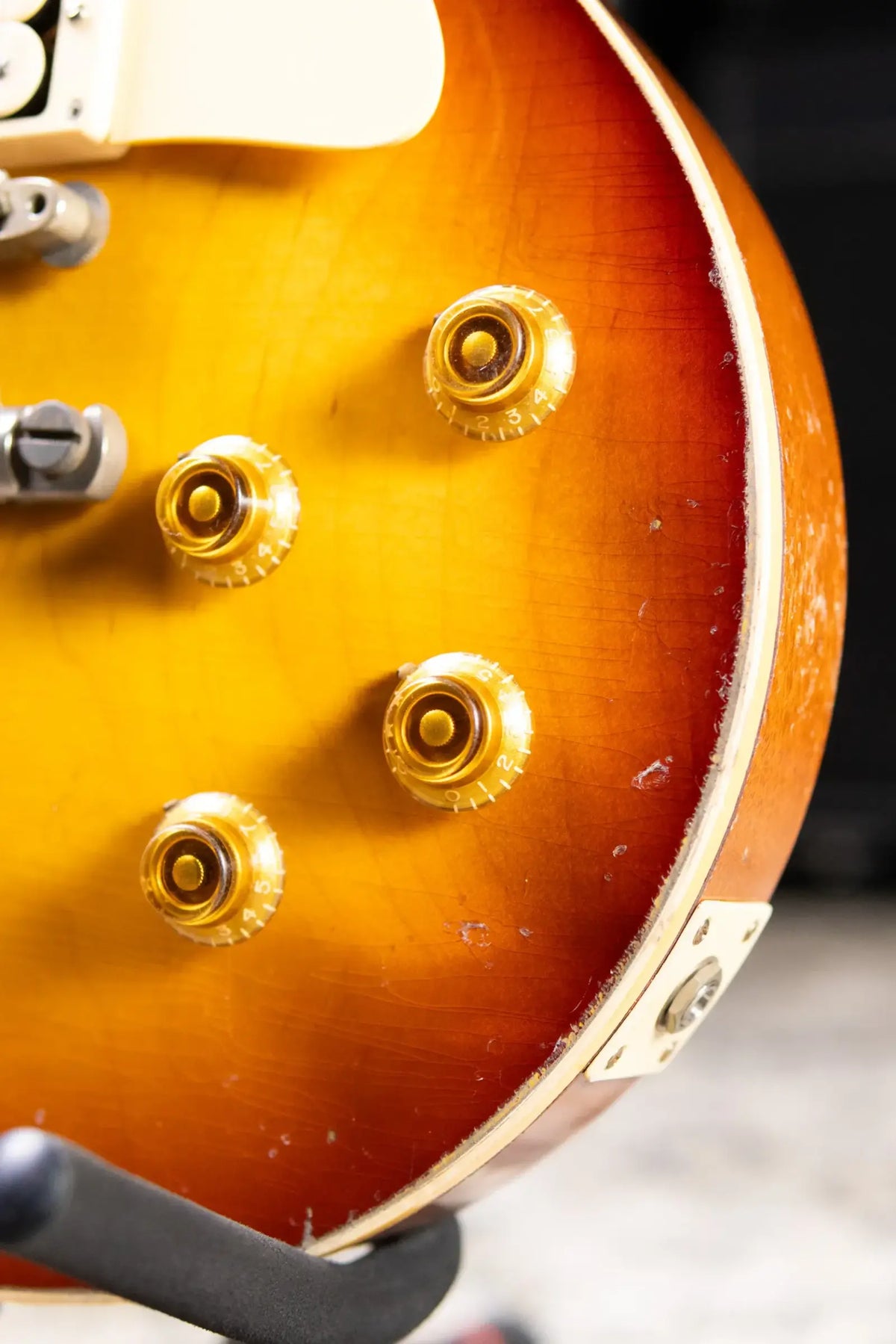 Gibson Custom Shop Limited Edition 1957 Les Paul Standard Reissue Murphy Lab Electric Guitar - Refin Burst Ultra Heavy Aged with Hardshell Case
