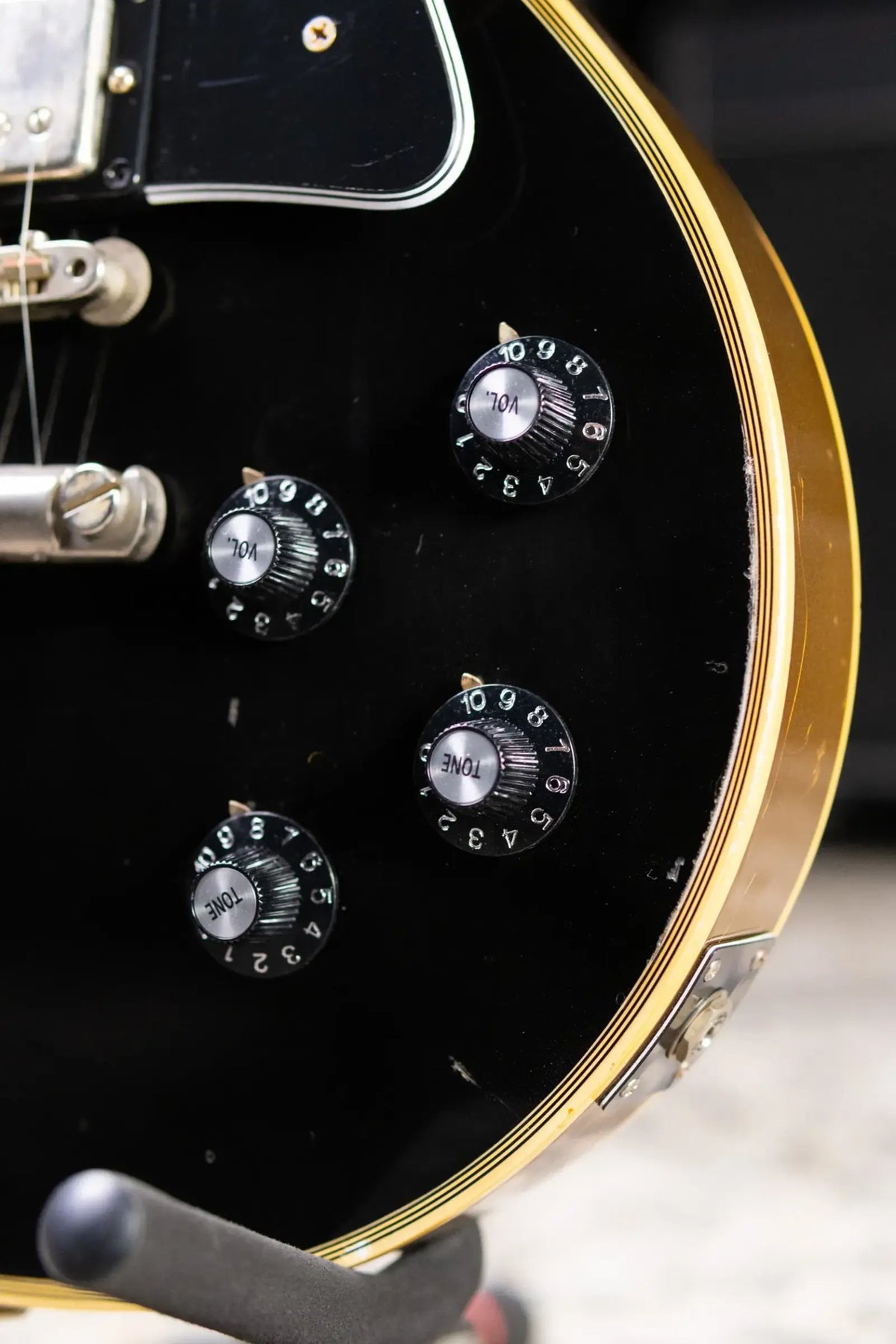 Gibson Custom Shop Limited Edition 1968 Les Paul Custom Reissue Murphy Lab Electric Guitar - Ebony Top, Gold Back with Hardshell Case