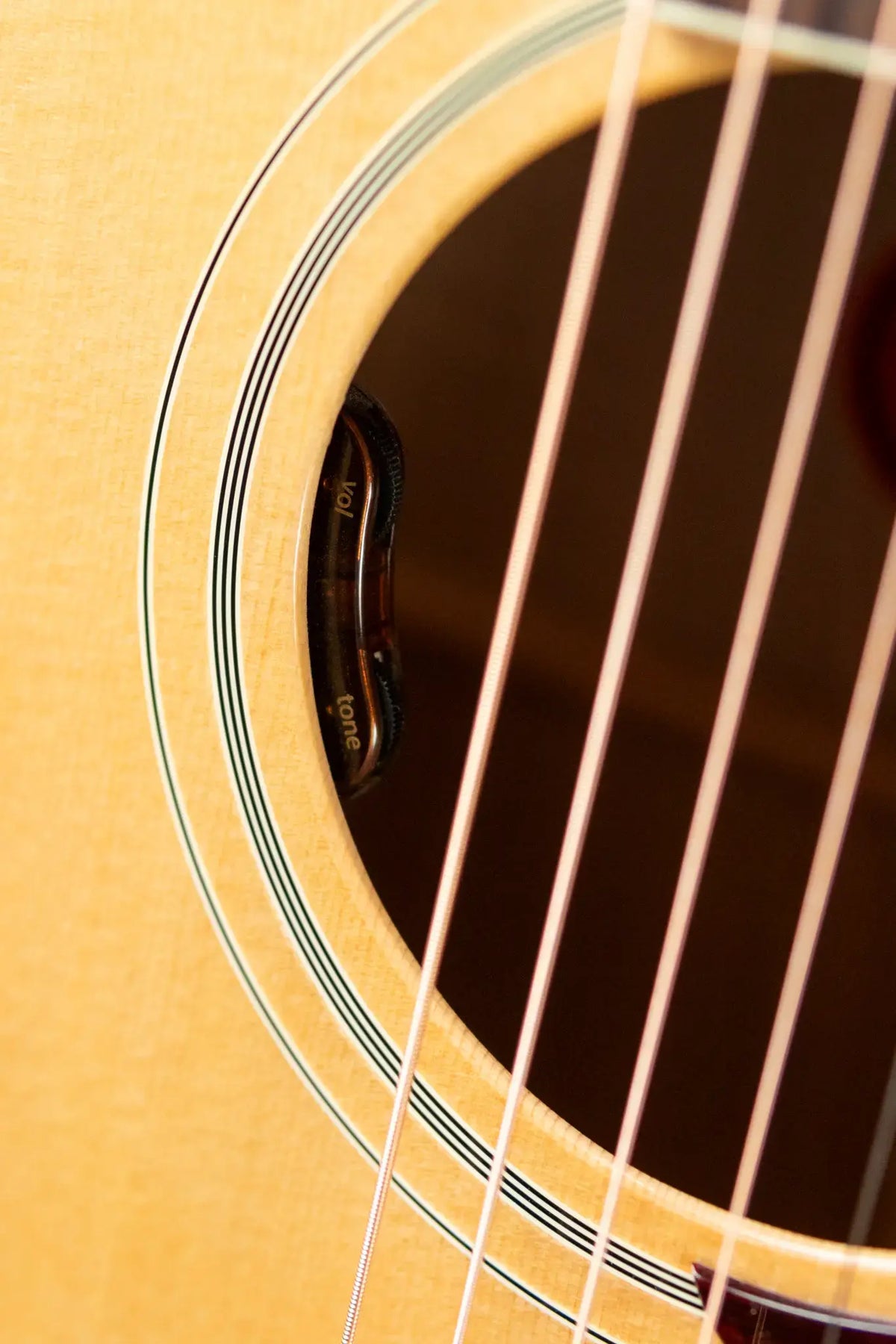 Gibson Dove Original Acoustic Electric Antique Natural with Hardshell Case 673614261ee6b