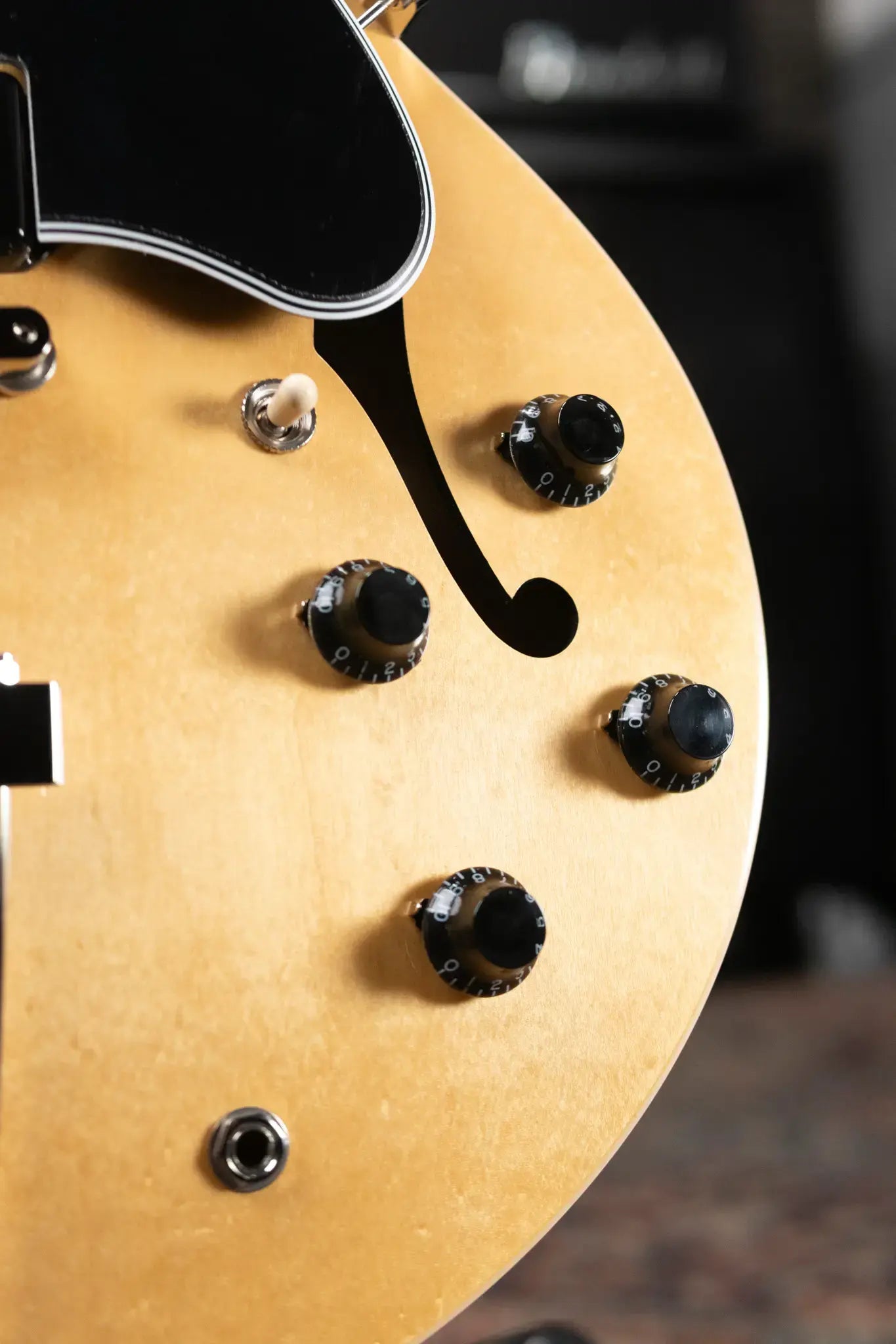 Gibson ES-330 Hollowbody Electric Guitar - Antique Natural with Hardshell Case