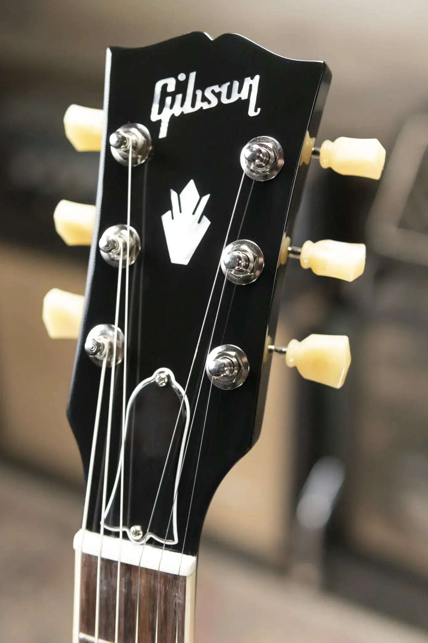 Gibson ES-335 Figured Semi-Hollow Electric Guitar - Deep Ocean Burst with Hardshell Case