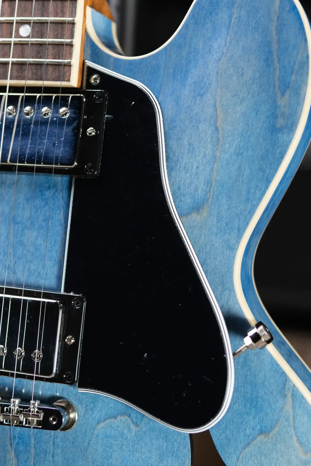 Gibson ES-335 Semi-Hollow Electric Guitar - Ocean Blue with Hardshell Case