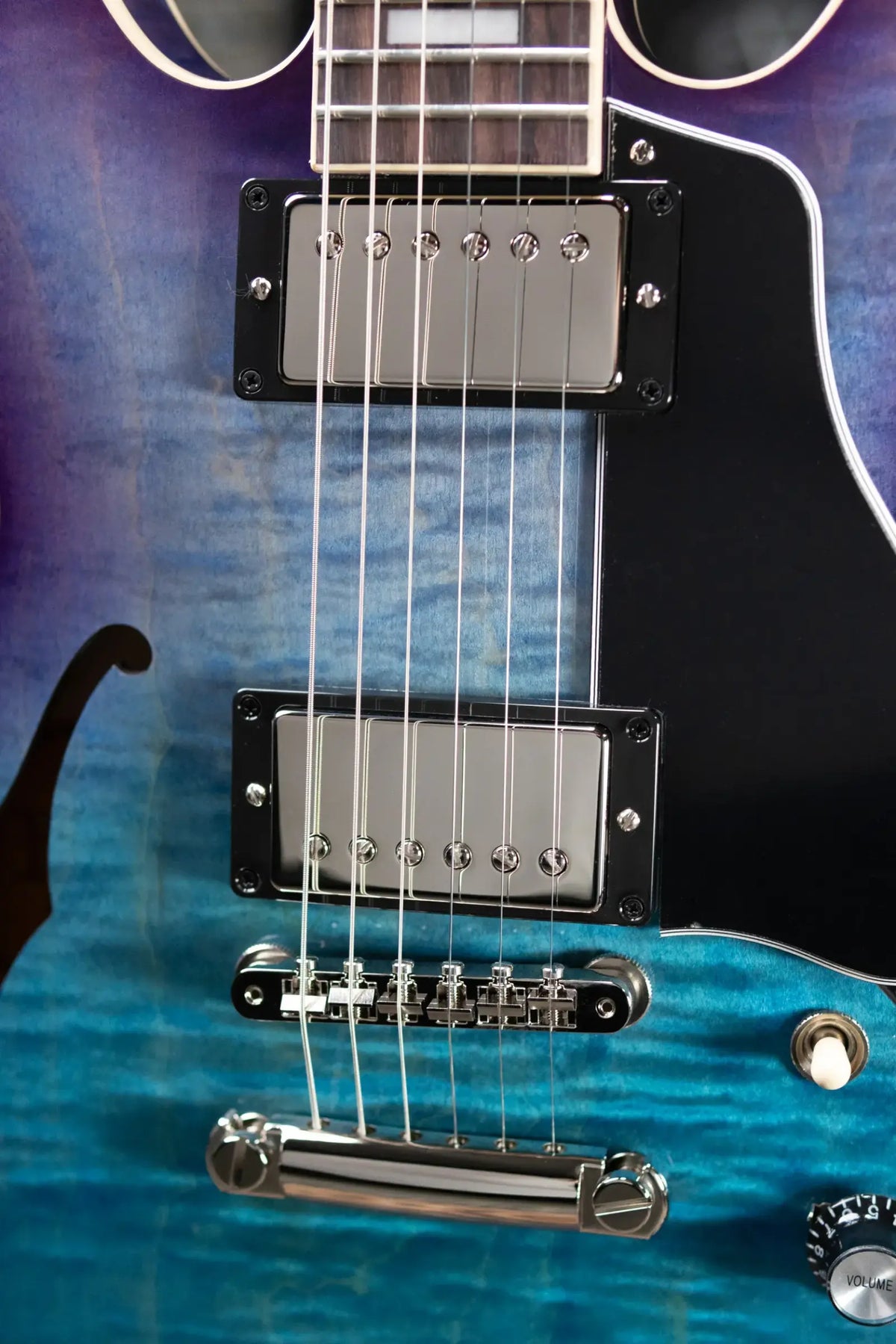 Gibson ES-339 Figured Semi-hollow Electric Guitar - Blueberry Burst with Hardshell Case