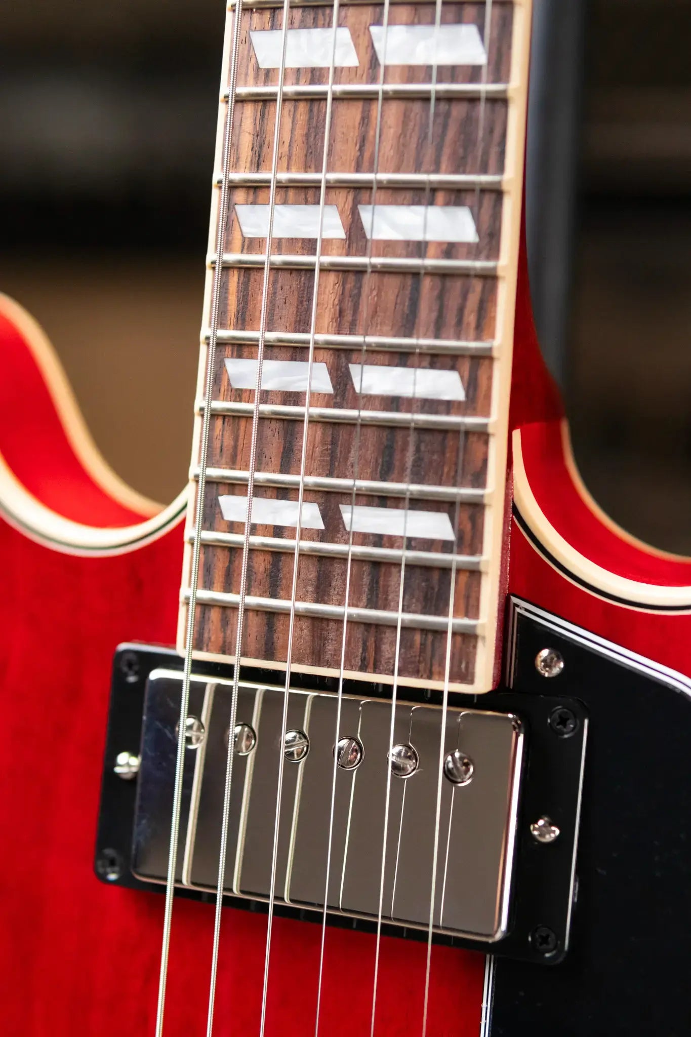 Gibson ES-345 Semi-Hollow Electric Guitar - Sixties Cherry with Hardshell Case