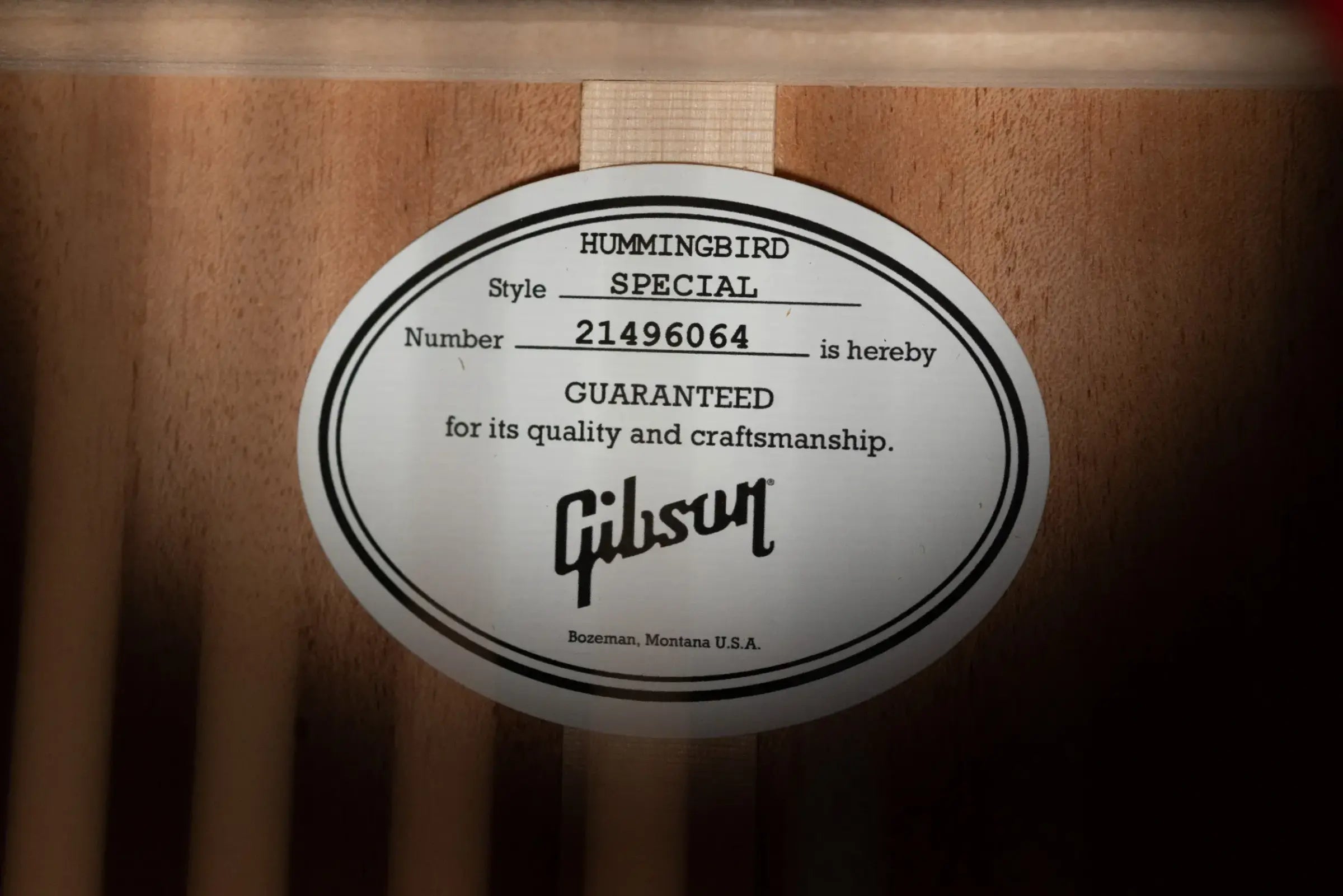Gibson Hummingbird Special Acoustic/Electric Guitar - Satin Vintage Cherry Sunburst with Gig Bag