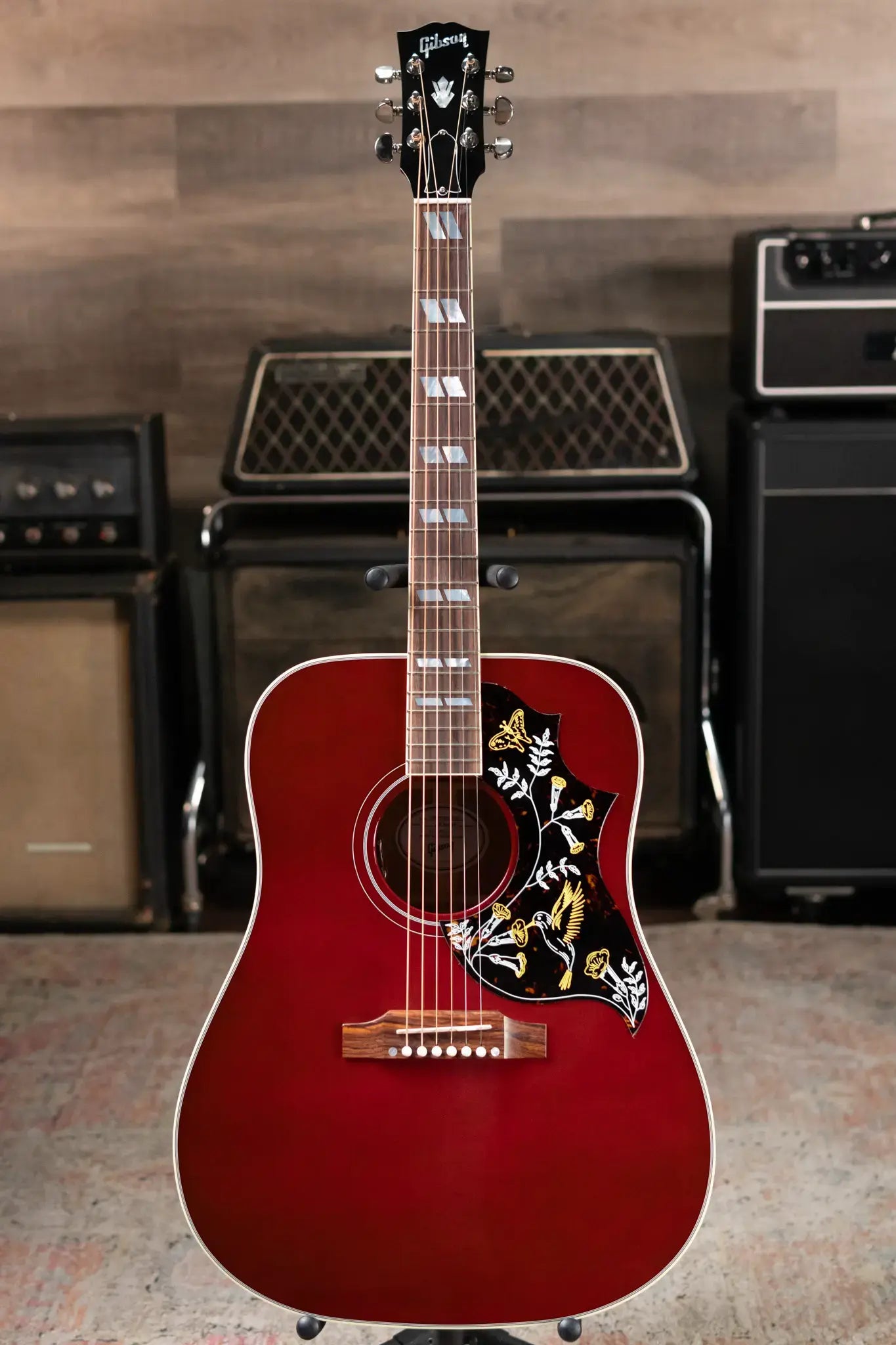 Gibson Hummingbird Standard Acoustic/Electric - Wine Red with Hardshell Case