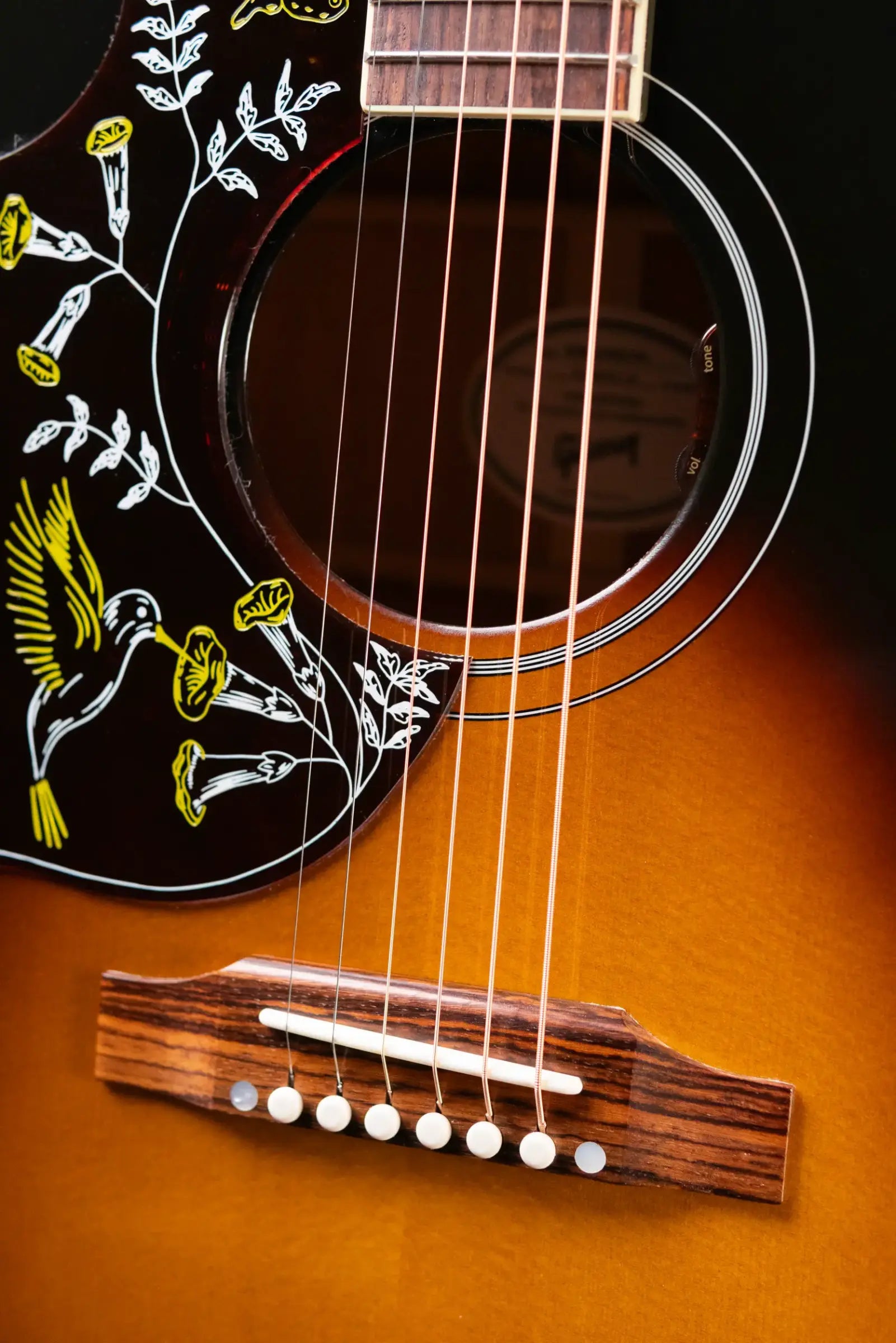 Gibson Hummingbird Standard Left-Handed Acoustic/Electric Guitar - Vintage Sunburst with Hardshell Case