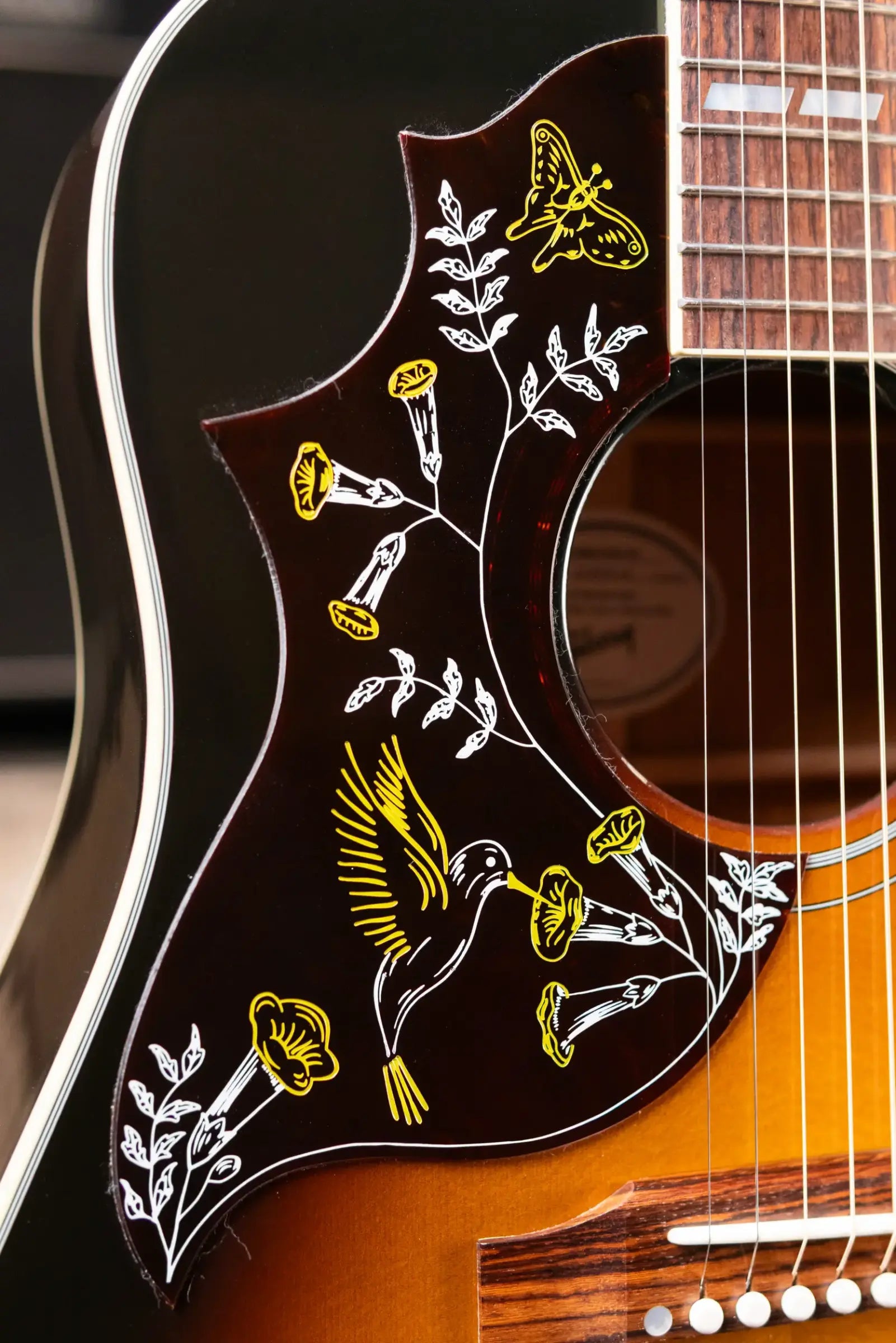 Gibson Hummingbird Standard Left-Handed Acoustic/Electric Guitar - Vintage Sunburst with Hardshell Case