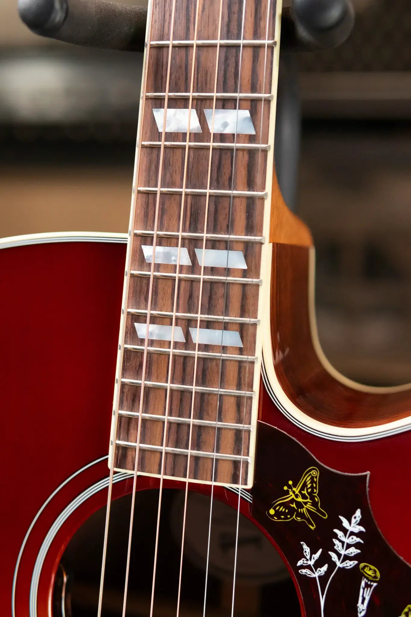 Gibson Hummingbird Standard Rosewood EC Dreadnought Acoustic/Electric Guitar - Rosewood Burst with Hardshell Case