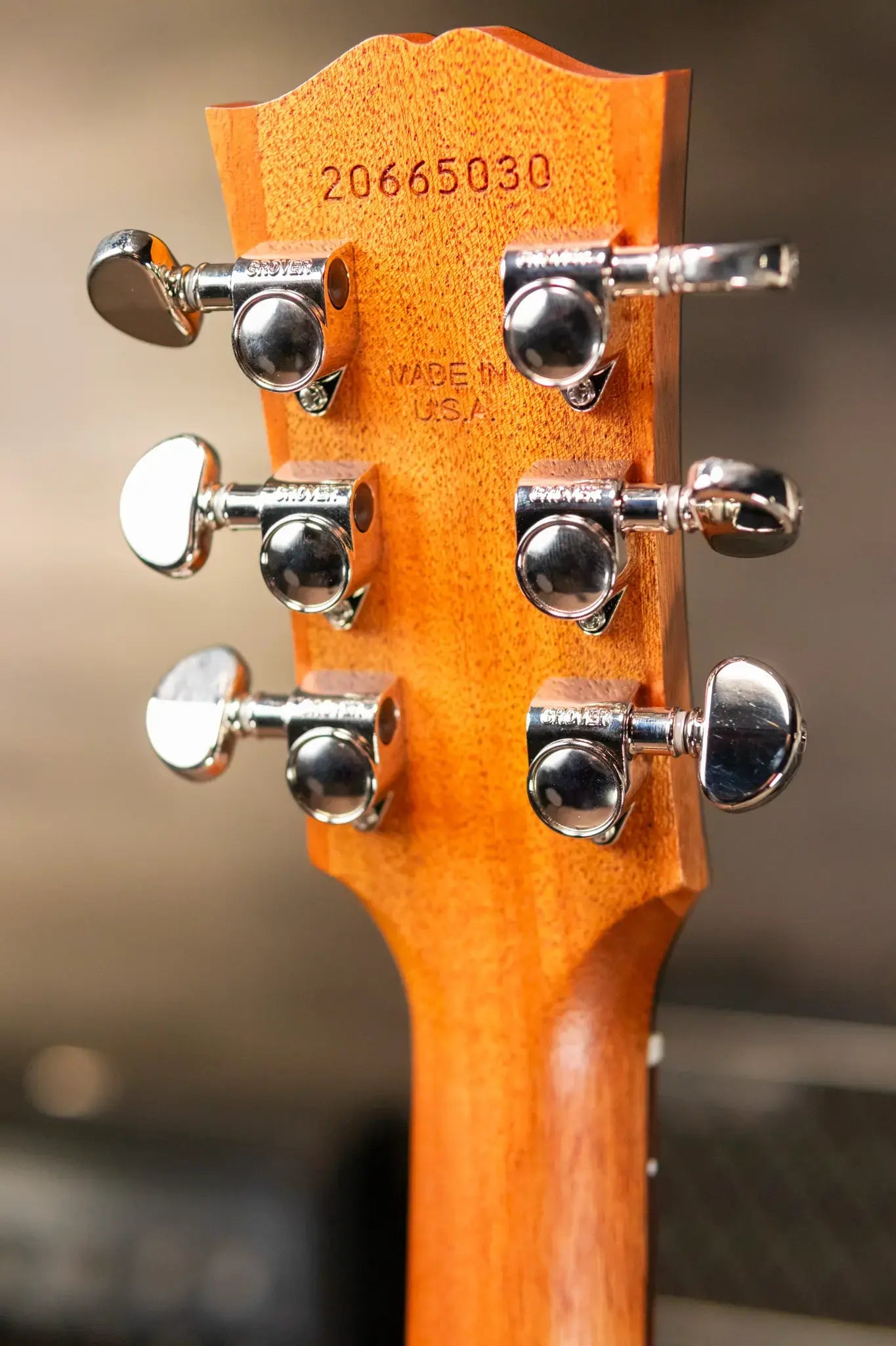 Gibson Hummingbird Studio Rosewood Acoustic/Electric Guitar - Natural with Hardshell Case
