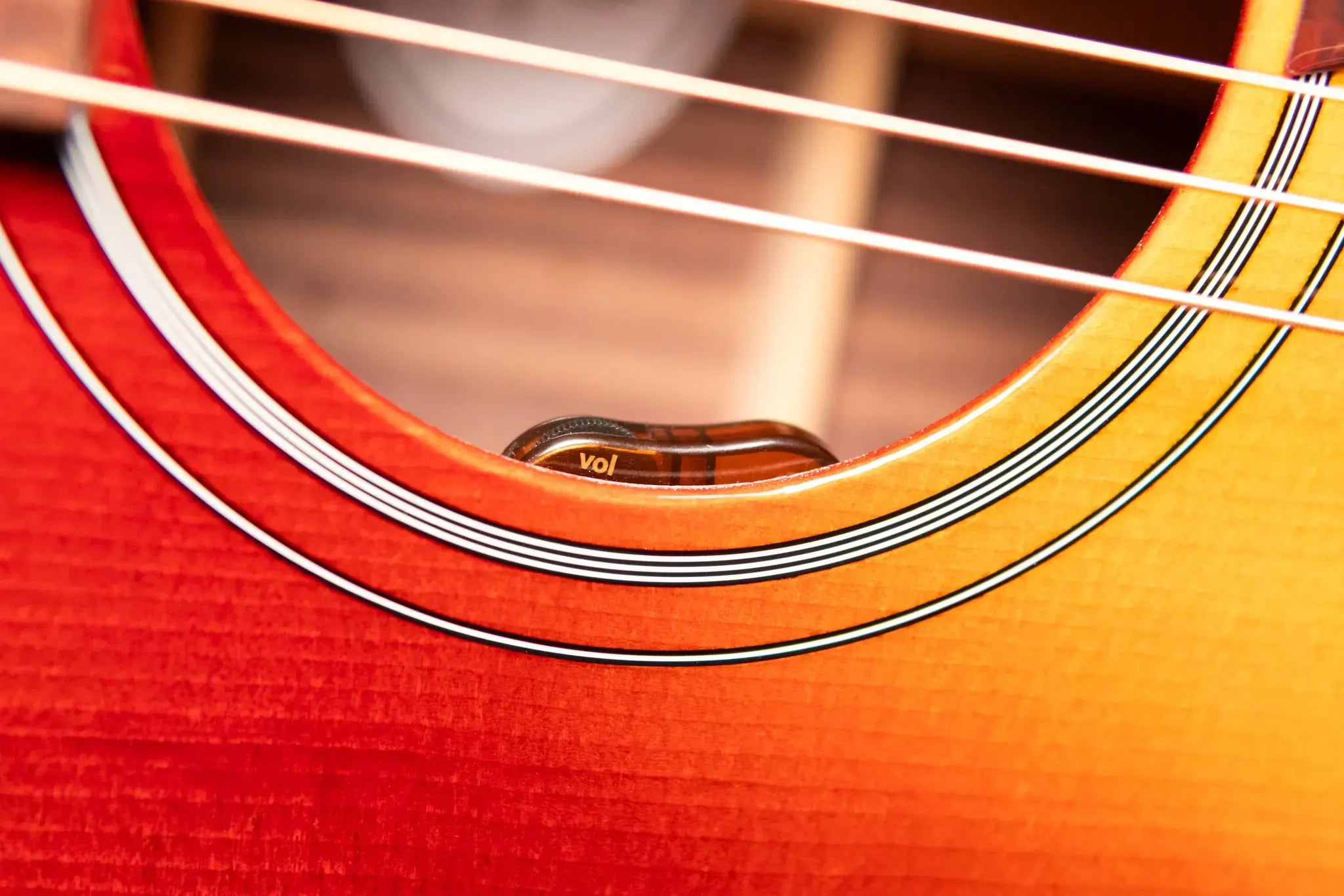 Gibson Hummingbird Studio Rosewood Acoustic/Electric Guitar - Rosewood Burst with Hardshell Case