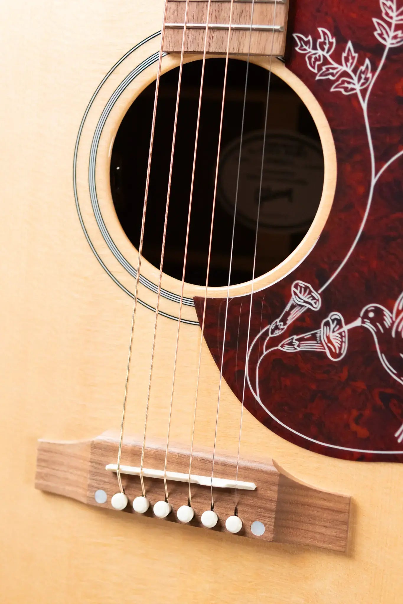 Gibson Hummingbird Studio Walnut Acoustic/Electric Guitar - Natural with Hardshell Case