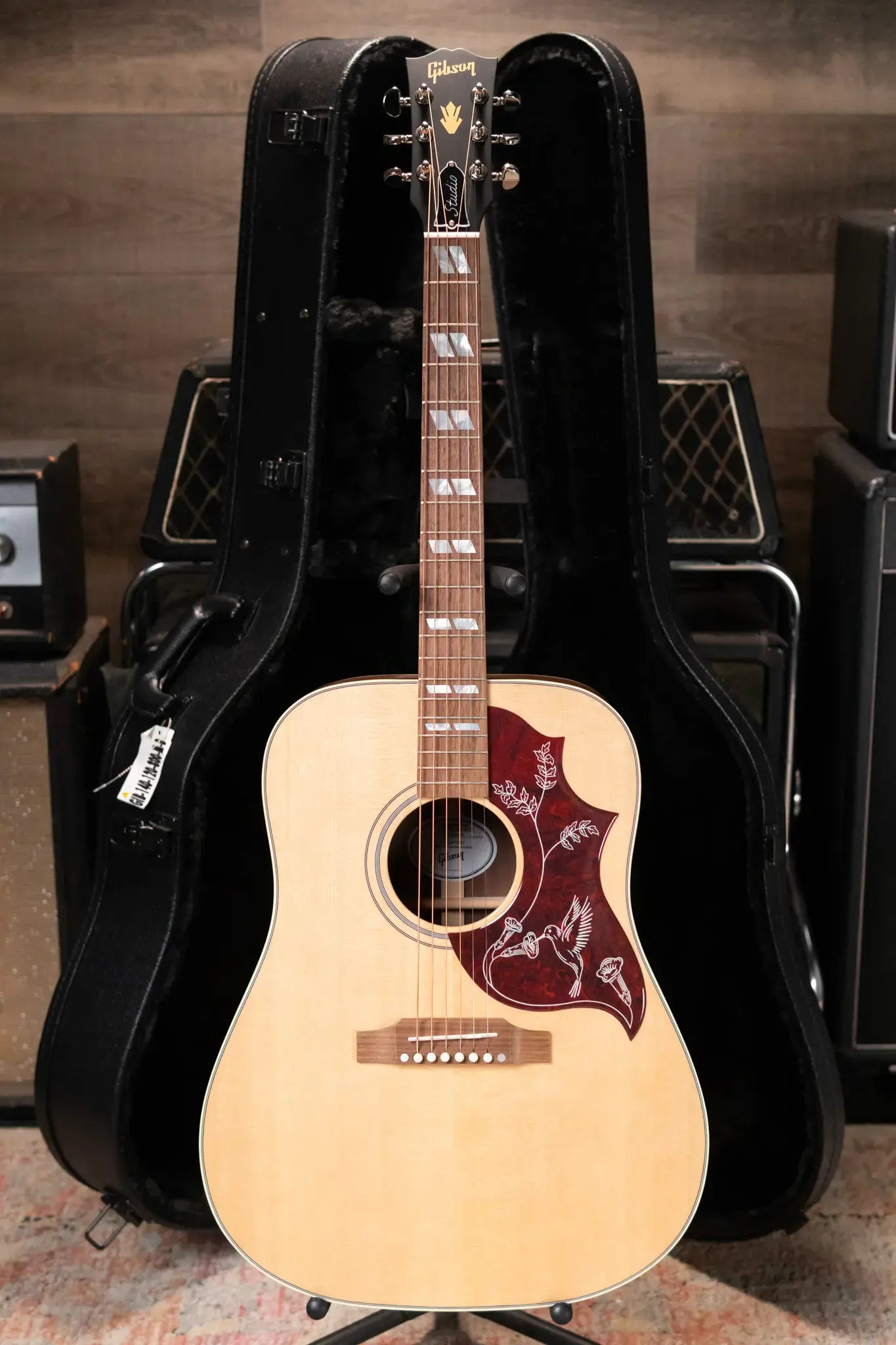 Gibson Hummingbird Studio Walnut Acoustic/Electric Guitar - Natural with Hardshell Case