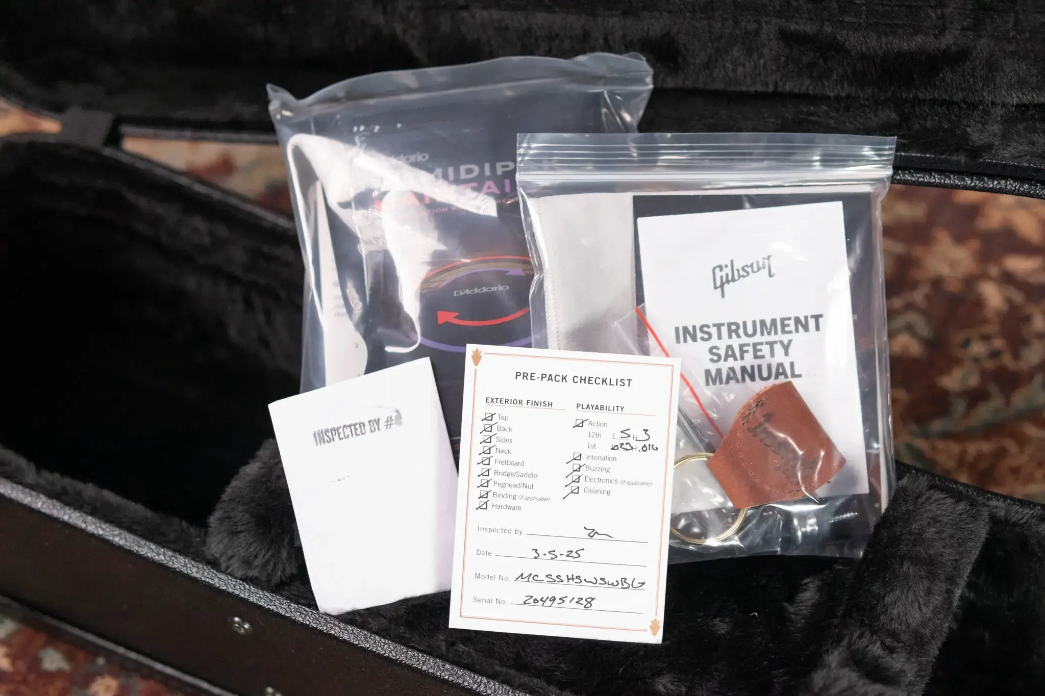 Gibson Hummingbird Studio Walnut Acoustic/Electric Guitar - Walnut Burst with Hardshell Case
