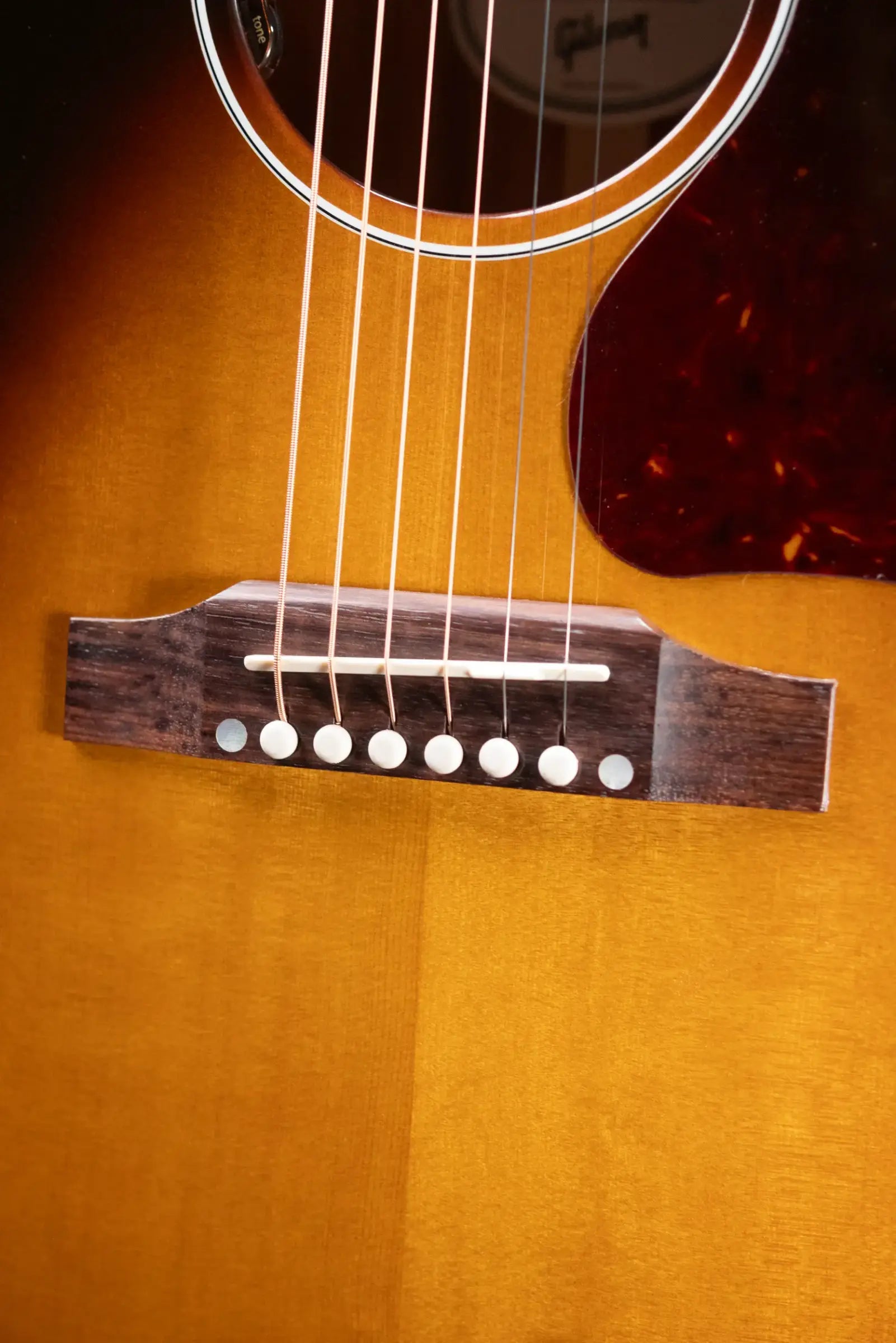 Gibson J-45 Standard Acoustic/Electric Guitar - Vintage Sunburst with Hardshell Case