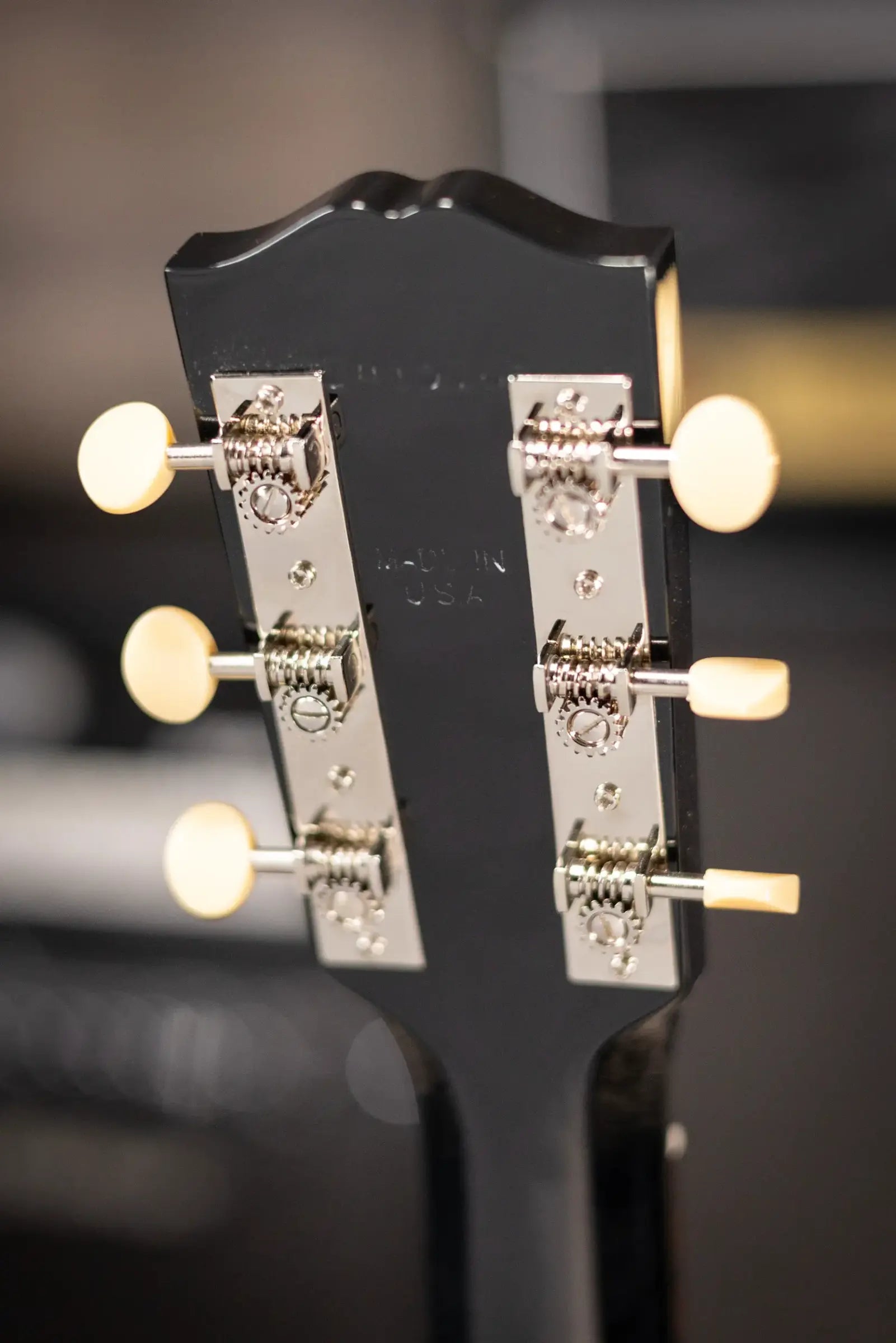 Gibson L-00 Original Left-Handed Acoustic/Electric Guitar - Ebony with Hardshell Case