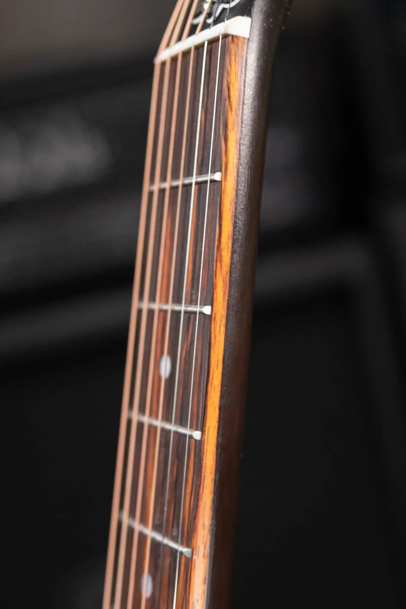 Gibson L-00 Special Acoustic/Electric Guitar - Satin Vintage Sunburst with Gig Bag