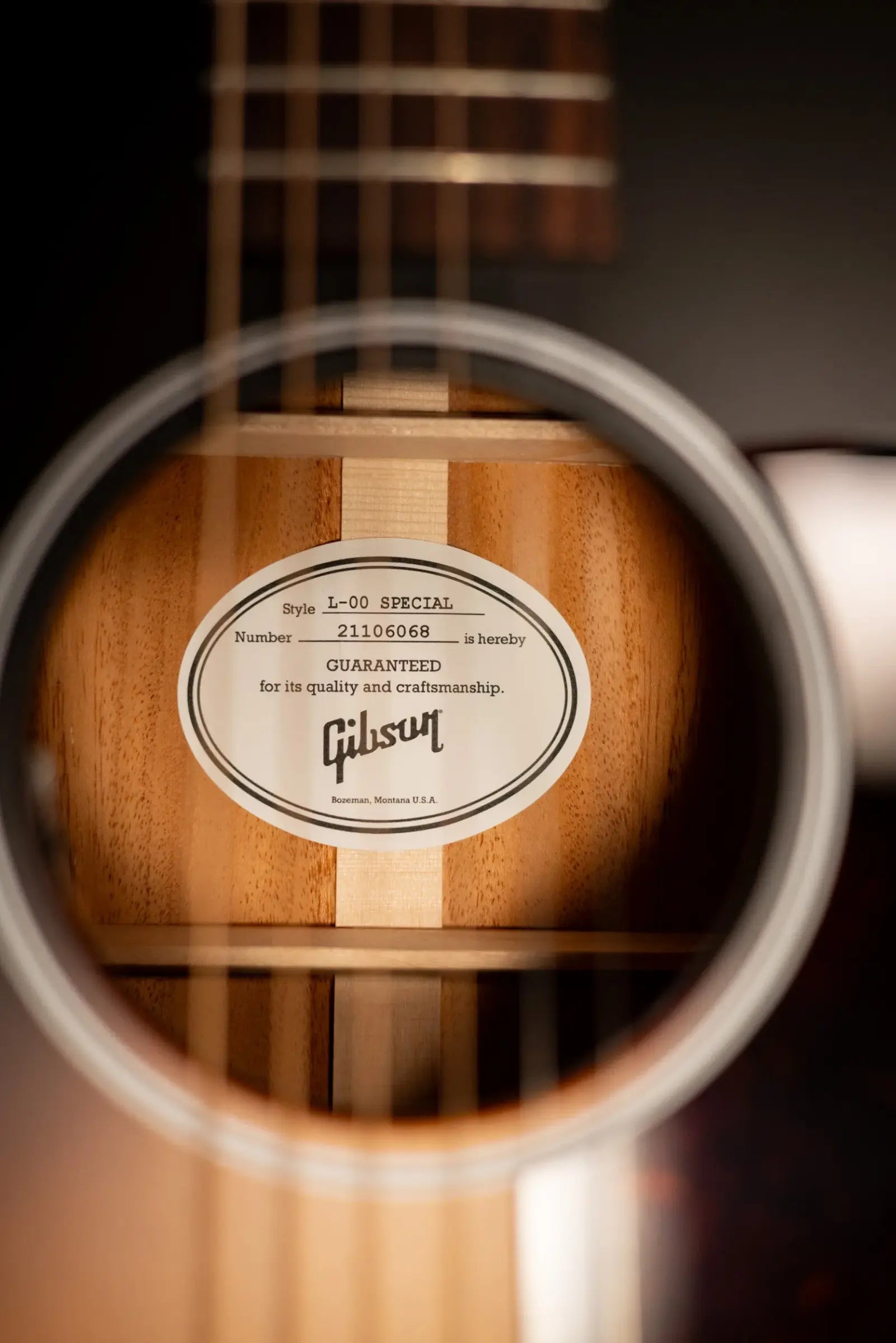 Gibson L-00 Special Acoustic-Electric Guitar - Vintage Sunburst with Premium Soft Shell Case - B-Stock