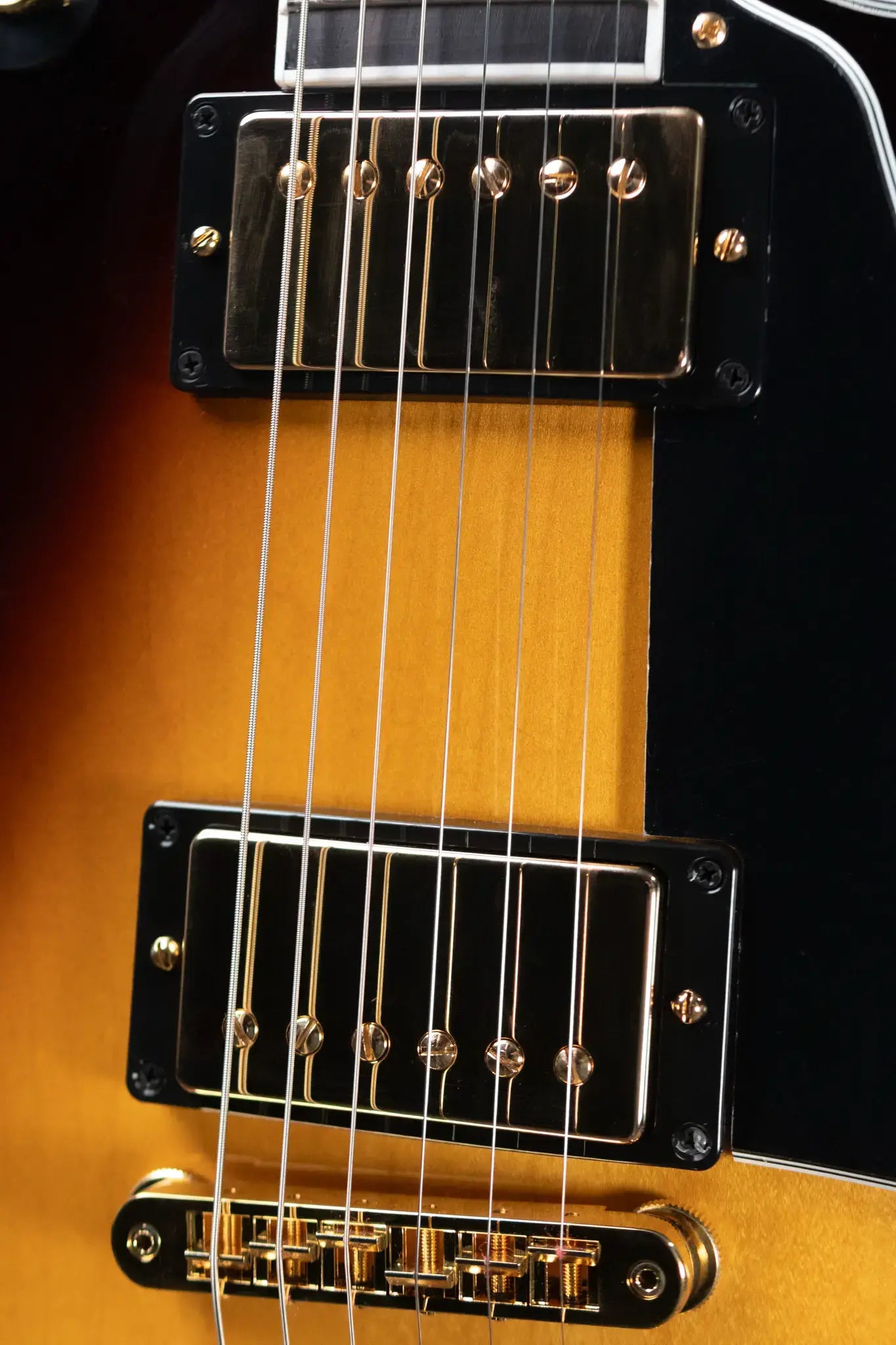 Gibson Les Paul Custom 70s Electric Guitar - Tobacco Burst with Hardshell Case