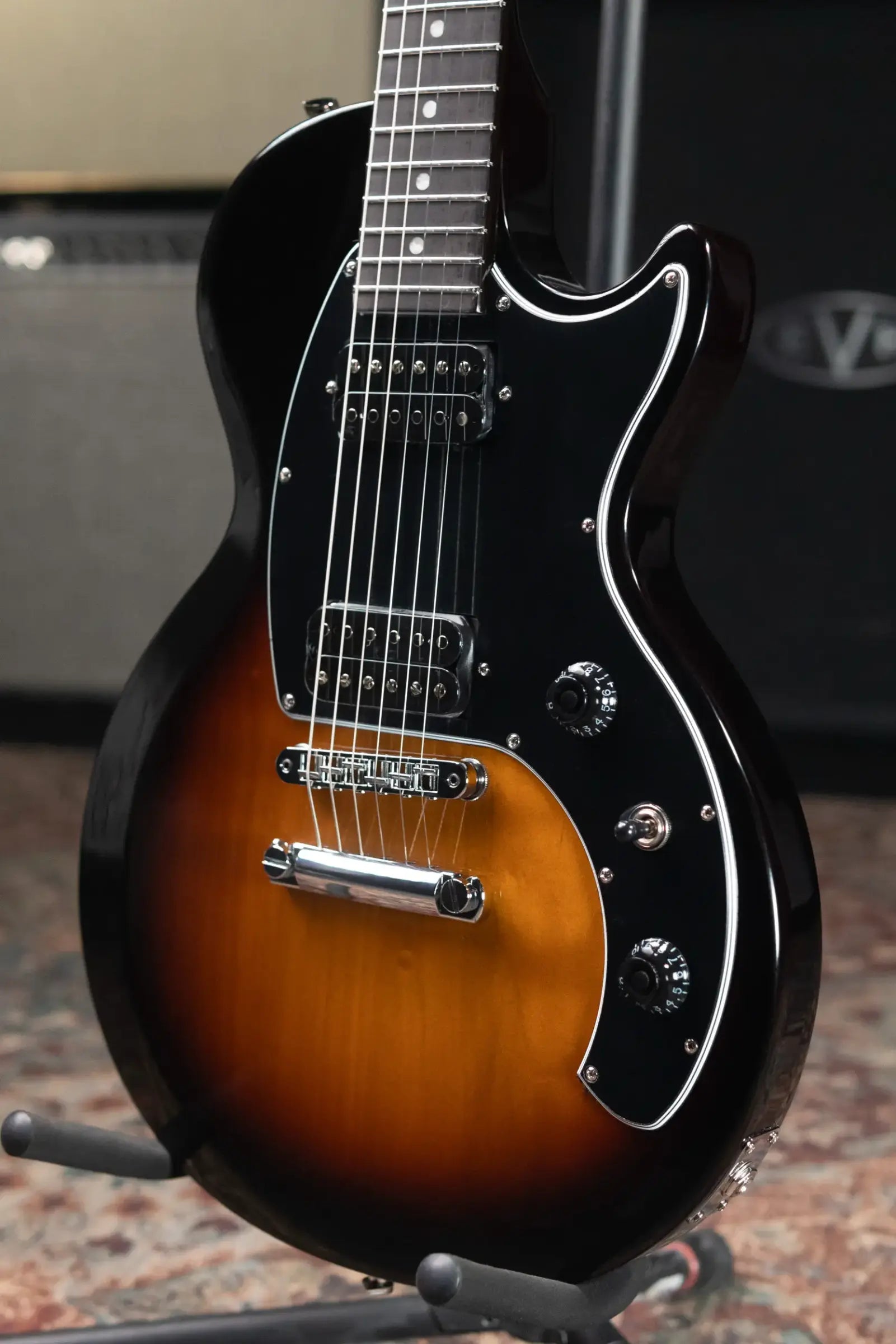 Gibson Les Paul Music City Special Electric Guitar - Tobacco Burst Dark Back with Gig Bag