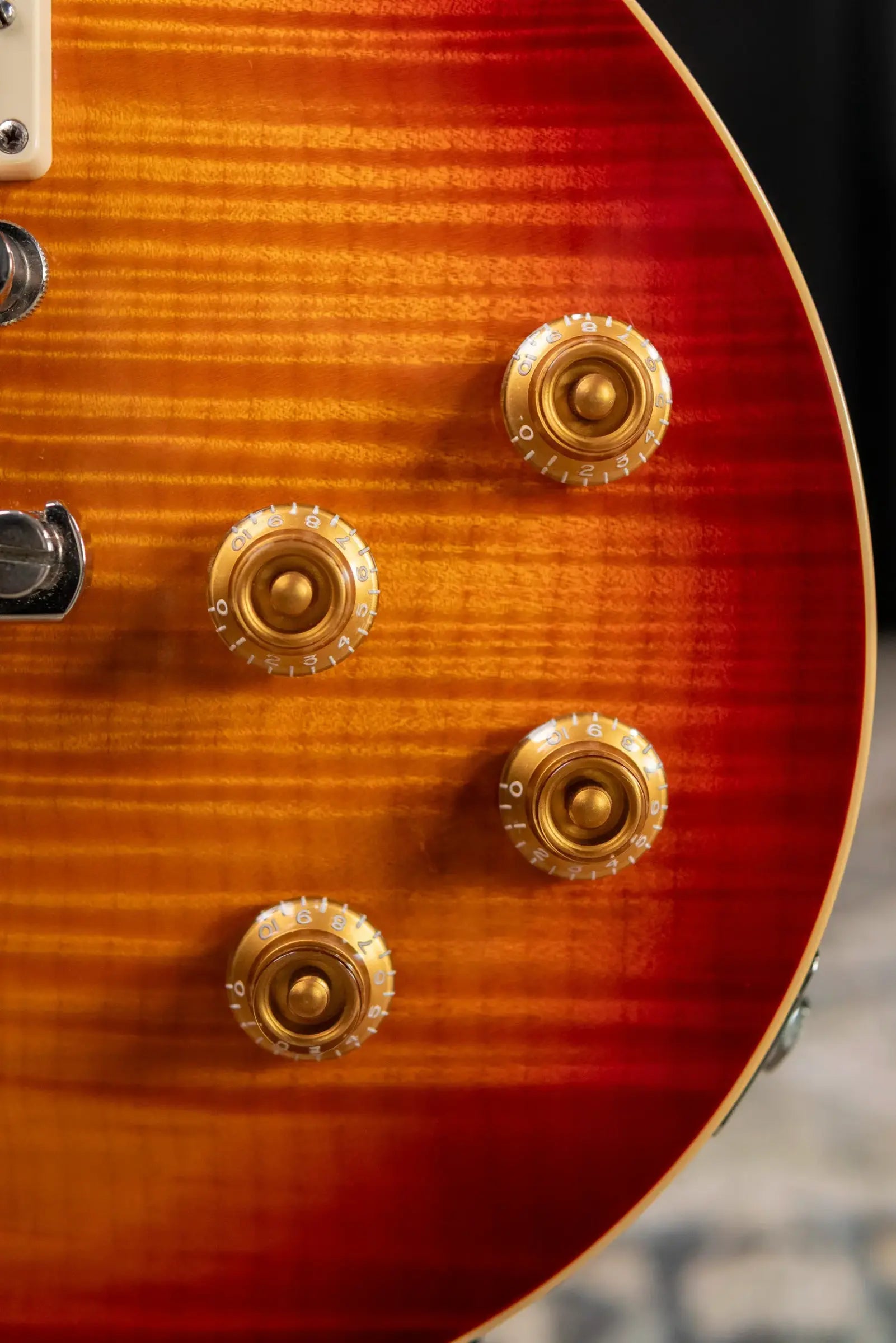 Gibson Les Paul Standard 50's Flame Top Electric Guitar - Sunburst with Hardshell Case - Used