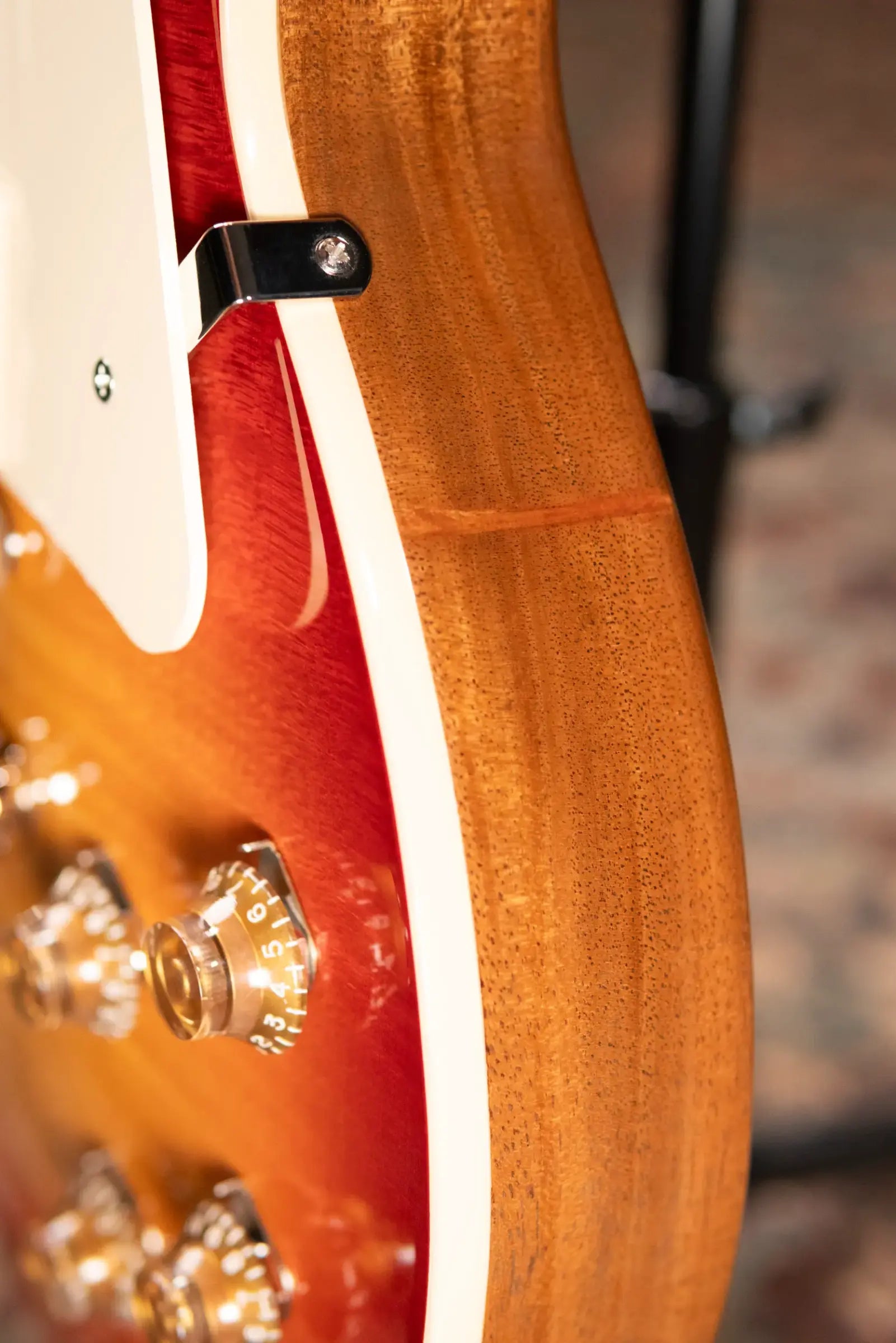 Gibson Les Paul Standard 50s Double Trouble (1 of 500) Electric Guitar - Vintage Cherry Sunburst Gloss with Hardshell Case