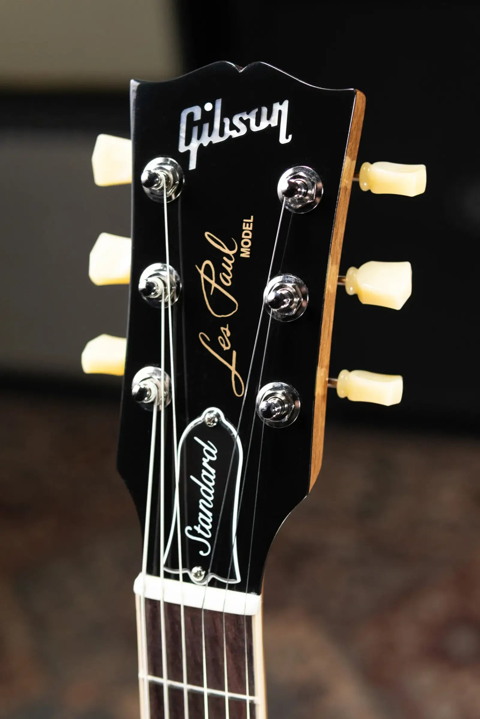 Gibson Les Paul Standard '50s Electric Guitar - Gold Top with Hardshell Case